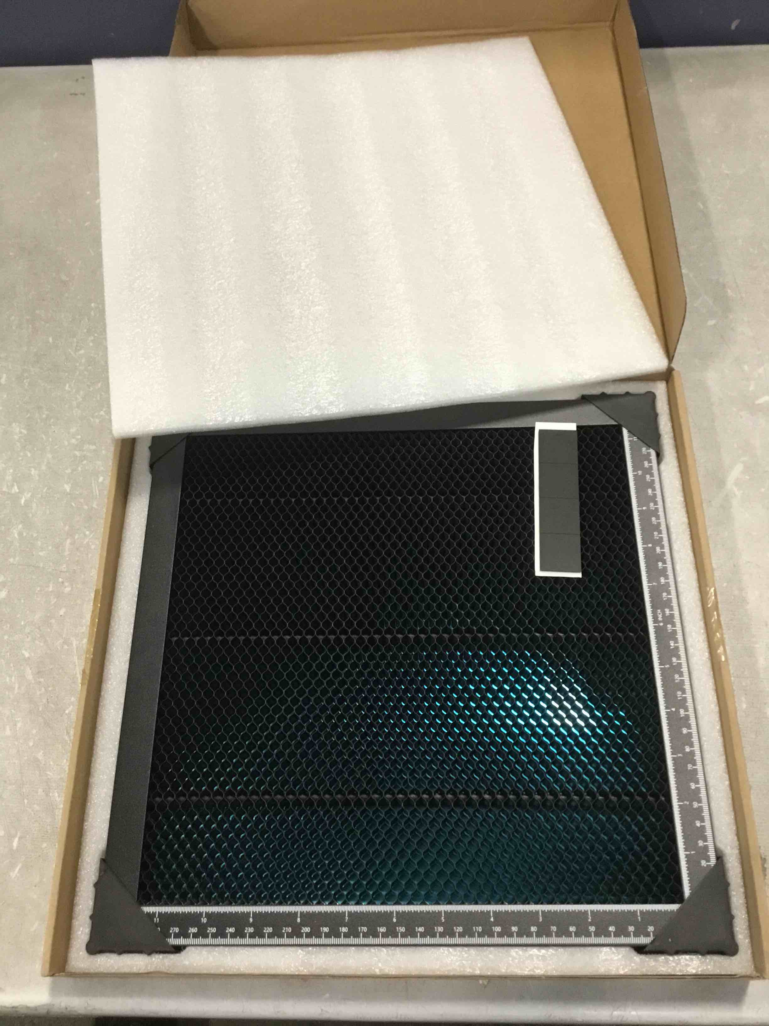 https://s3.amazonaws.com/lotting-images-prod/bidfta/BLU6085979_1706987549601.jpeg