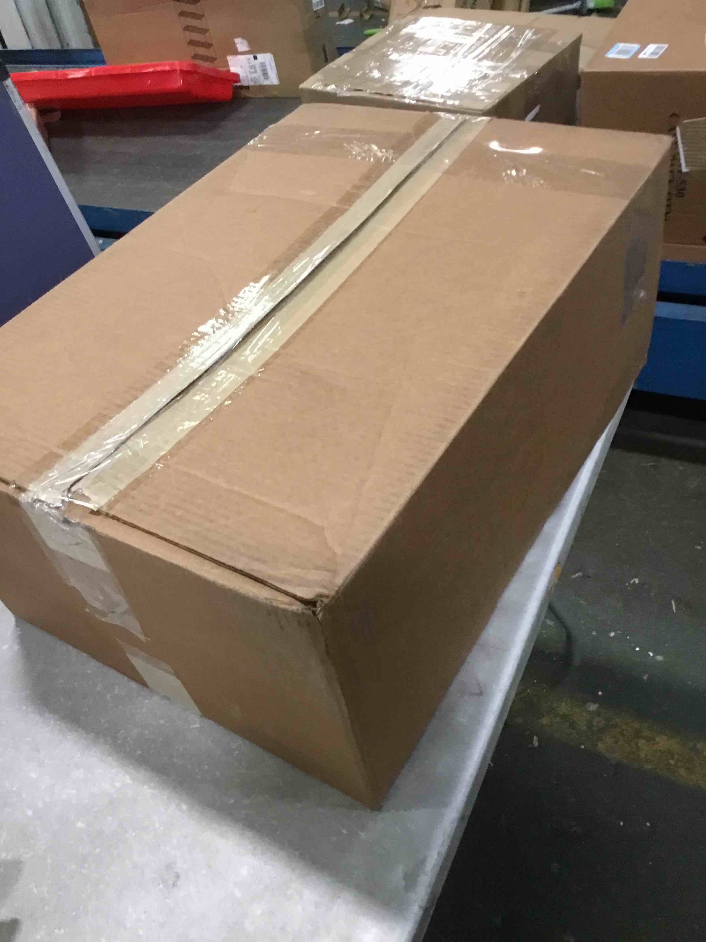 https://s3.amazonaws.com/lotting-images-prod/bidfta/BLU6085999_1706991905983.jpeg