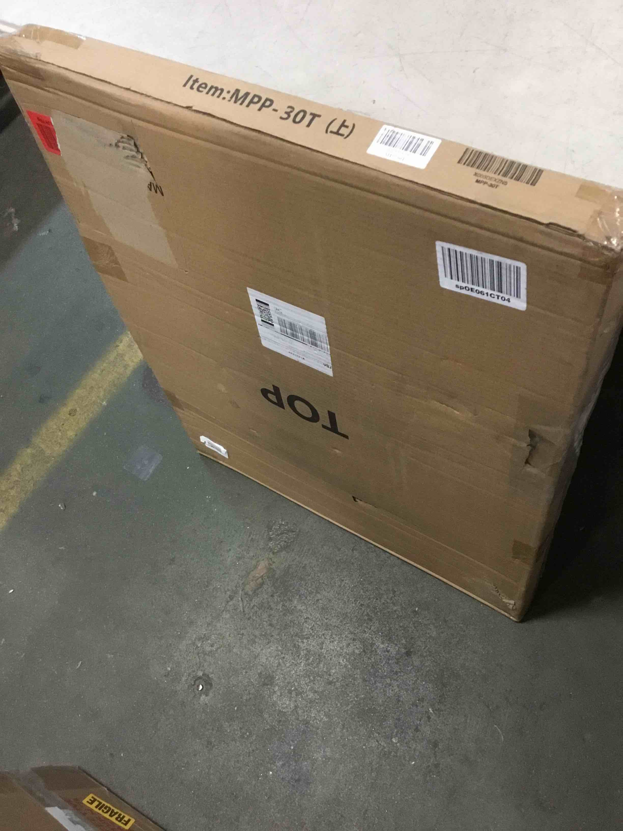 https://s3.amazonaws.com/lotting-images-prod/bidfta/BLU6086165_1707154377701.jpeg