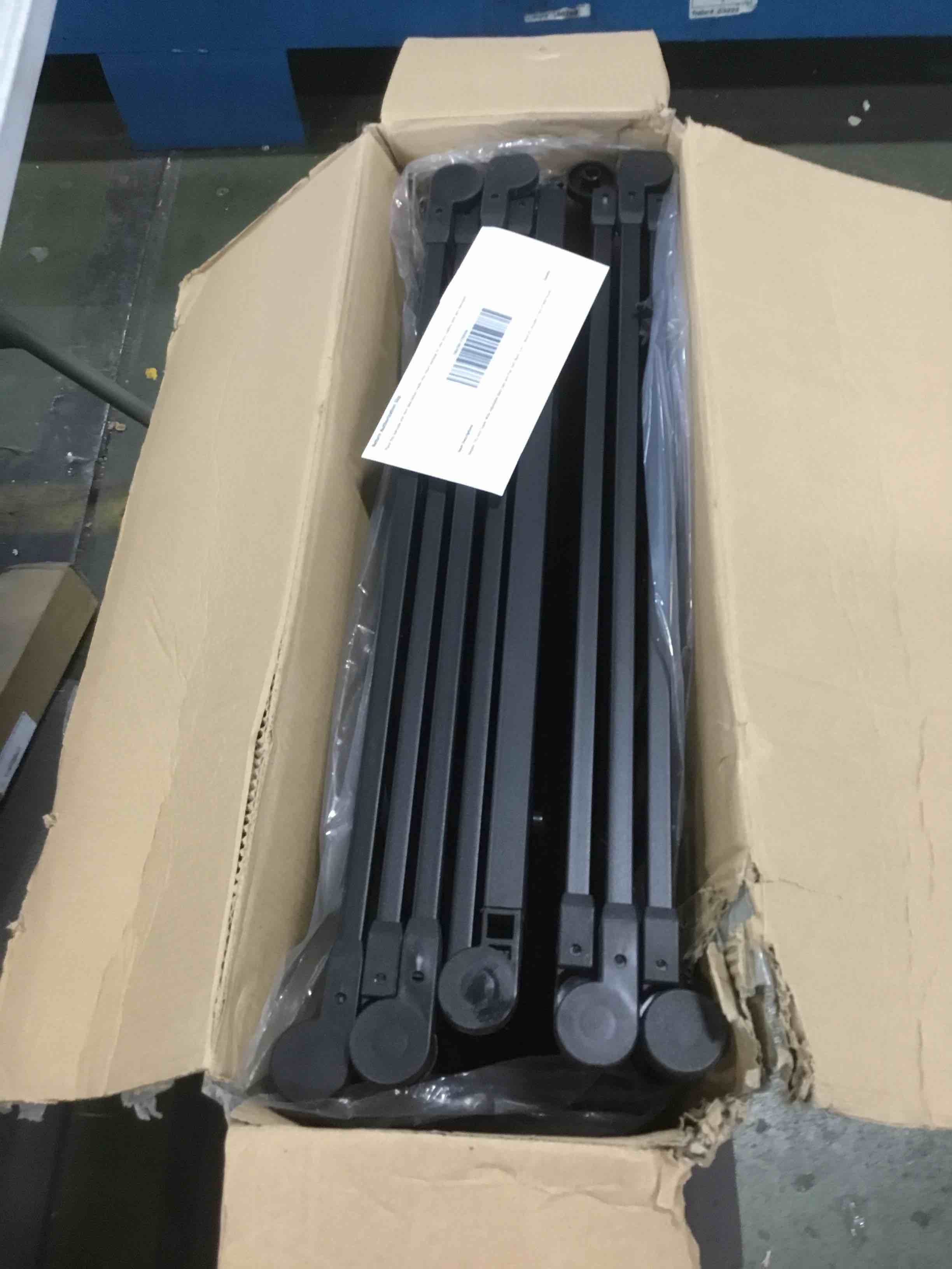 https://s3.amazonaws.com/lotting-images-prod/bidfta/BLU6086412_1707247641238.jpeg