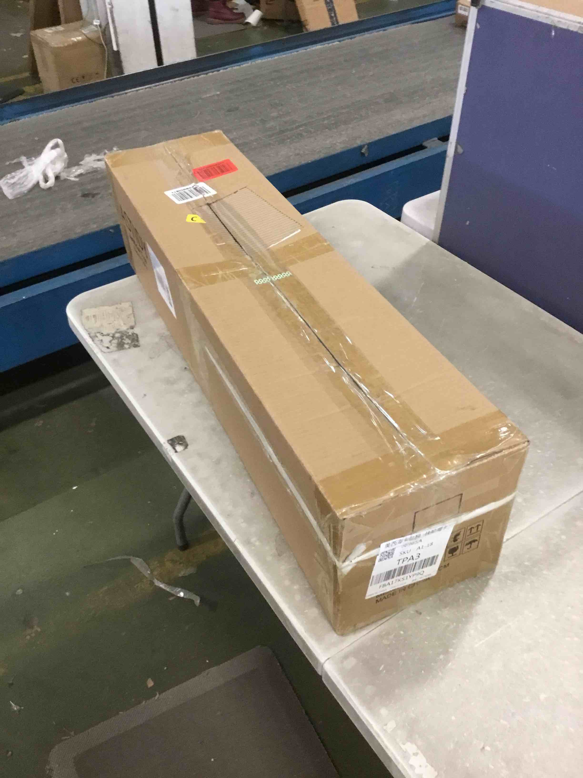 https://s3.amazonaws.com/lotting-images-prod/bidfta/BLU6086625_1707337410675.jpeg