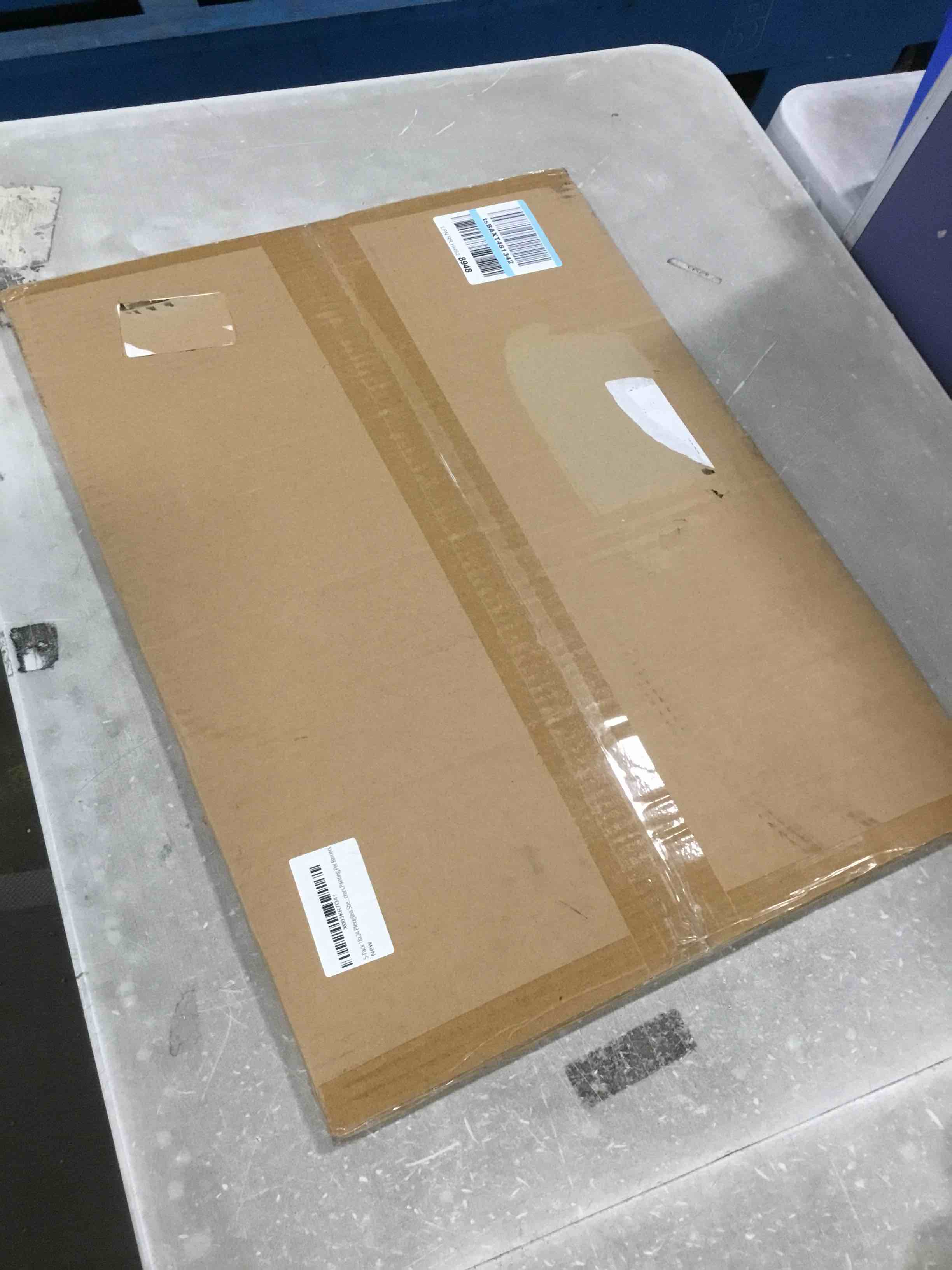 https://s3.amazonaws.com/lotting-images-prod/bidfta/BLU6086648_1707340453150.jpeg
