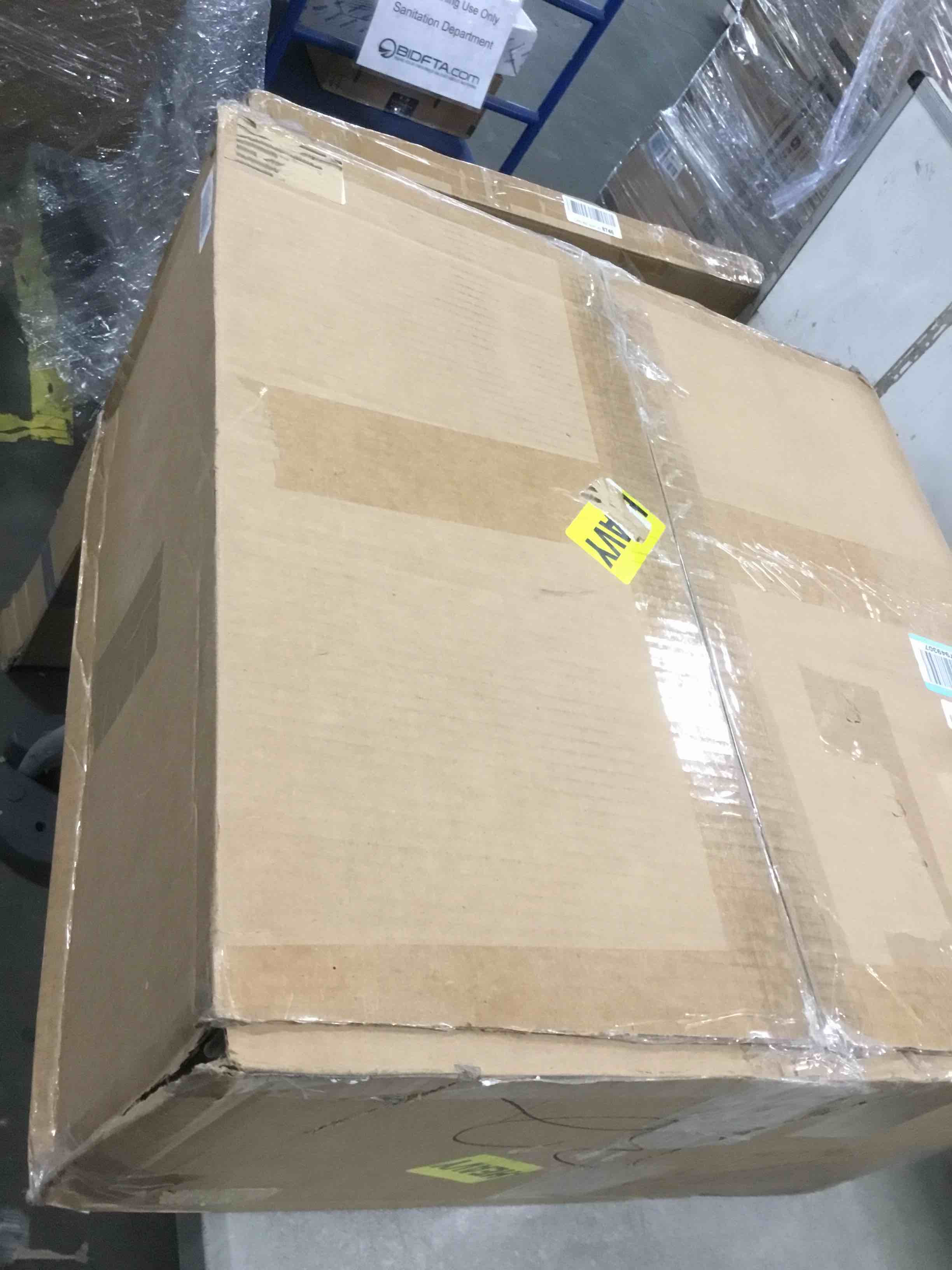 https://s3.amazonaws.com/lotting-images-prod/bidfta/BLU6086770_1707417458196.jpeg