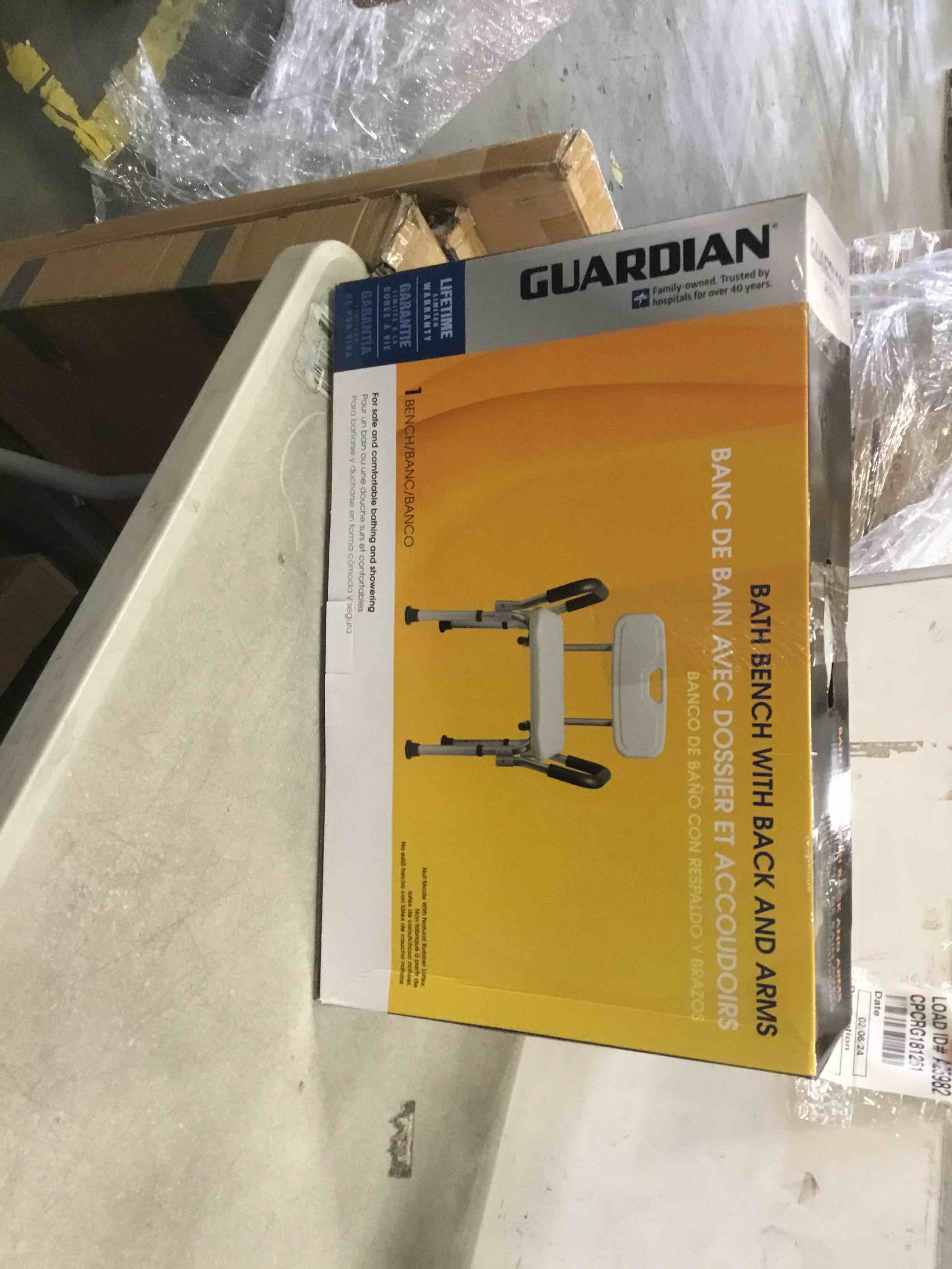 https://s3.amazonaws.com/lotting-images-prod/bidfta/BLU6086778_1707418924865.jpeg