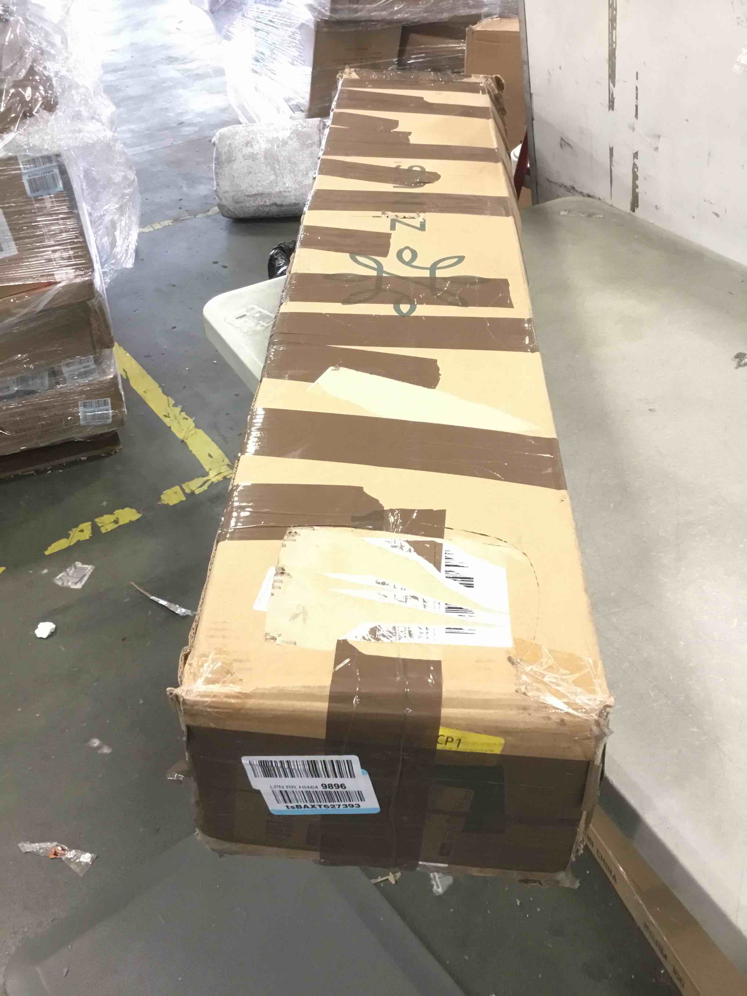 https://s3.amazonaws.com/lotting-images-prod/bidfta/BLU6086797_1707421562074.jpeg