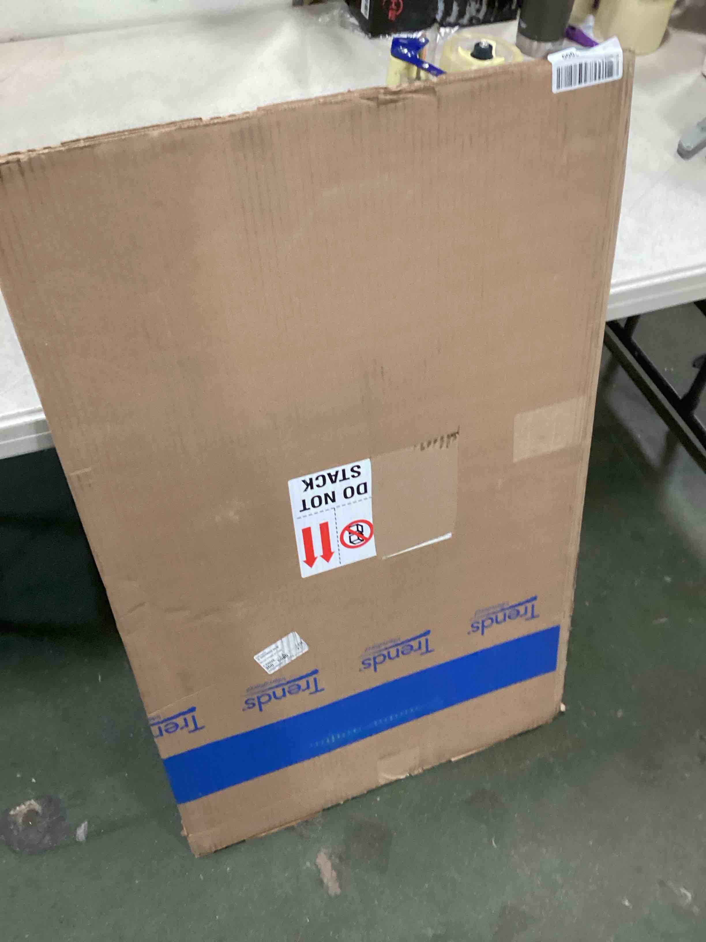 https://s3.amazonaws.com/lotting-images-prod/bidfta/BLU6087063_1707571070766.jpeg