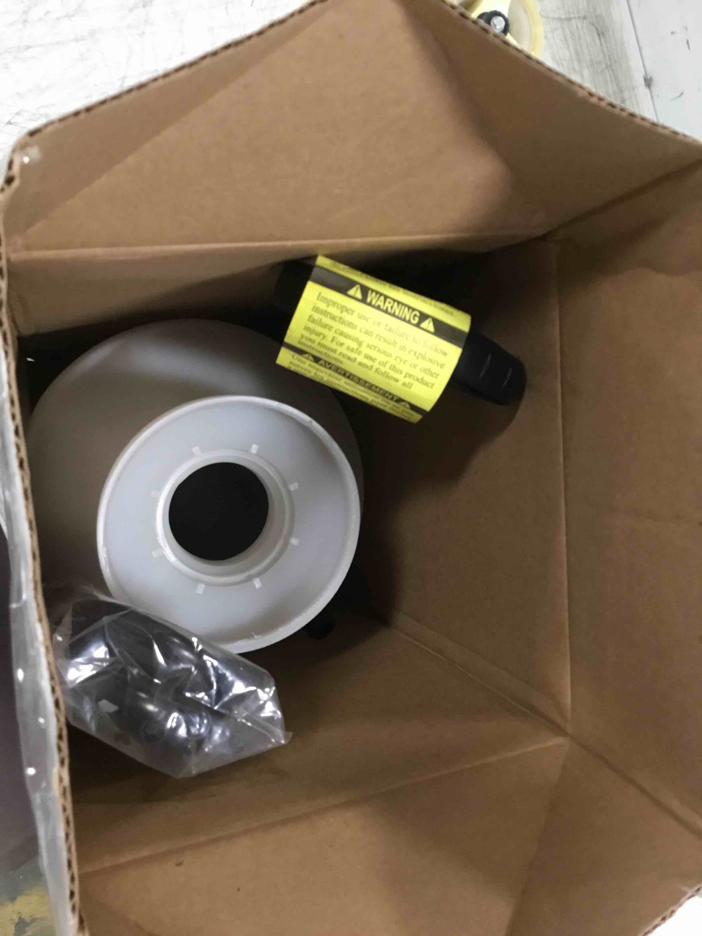 https://s3.amazonaws.com/lotting-images-prod/bidfta/BLU6087200_1707742377231.jpeg