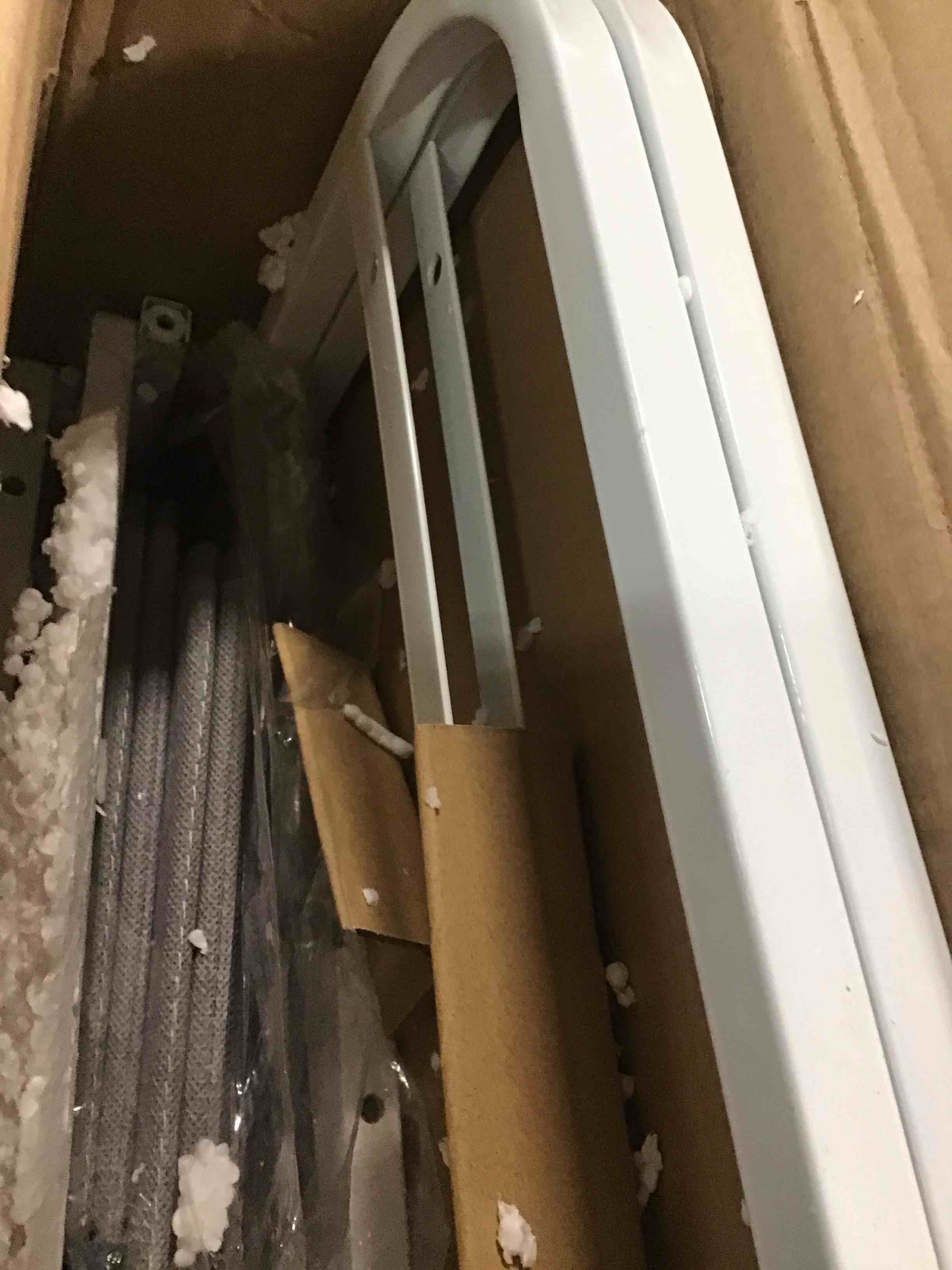 https://s3.amazonaws.com/lotting-images-prod/bidfta/BLU6088164_1707512773567.jpeg