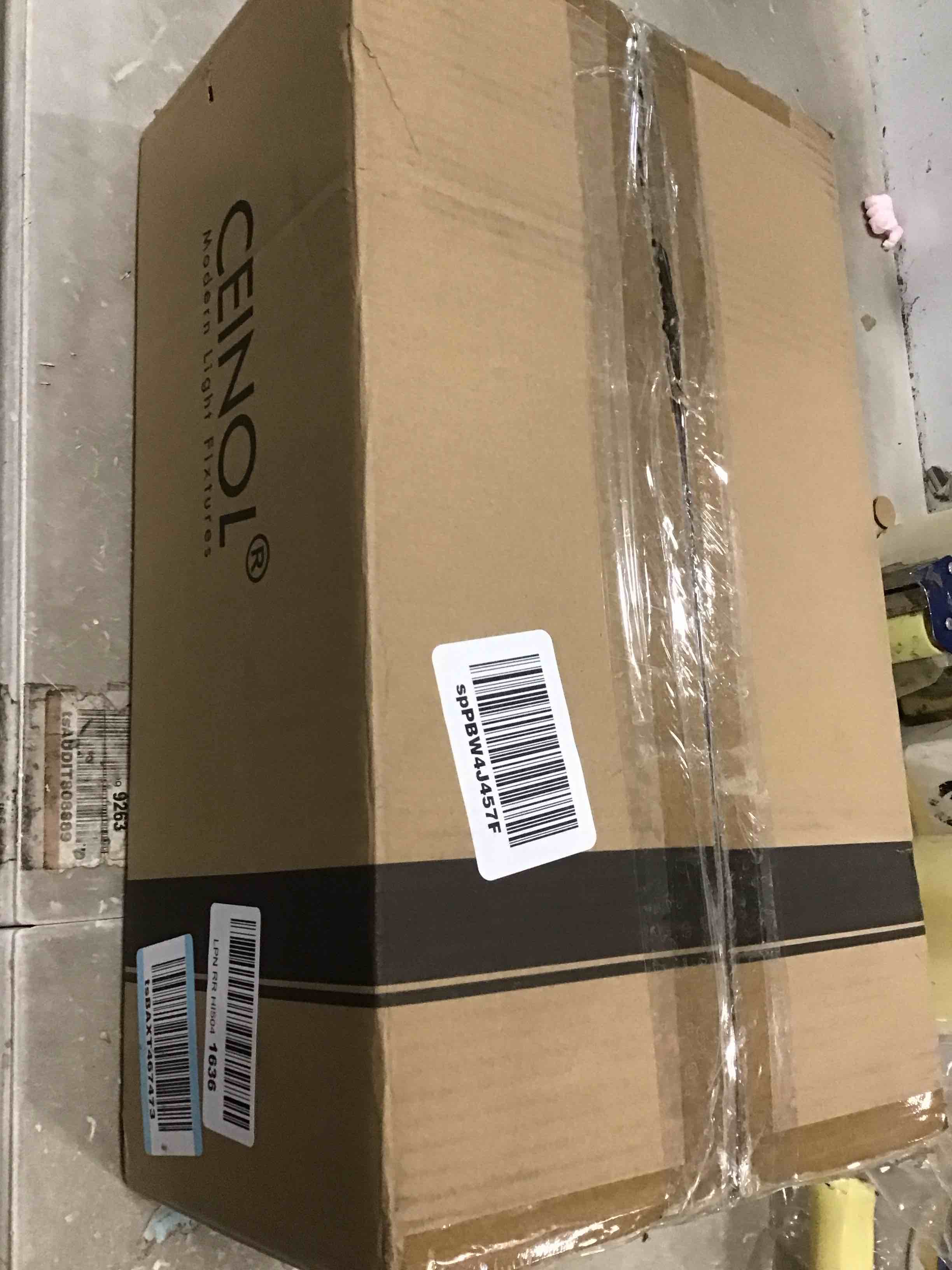 https://s3.amazonaws.com/lotting-images-prod/bidfta/BLU6088263_1707582636373.jpeg