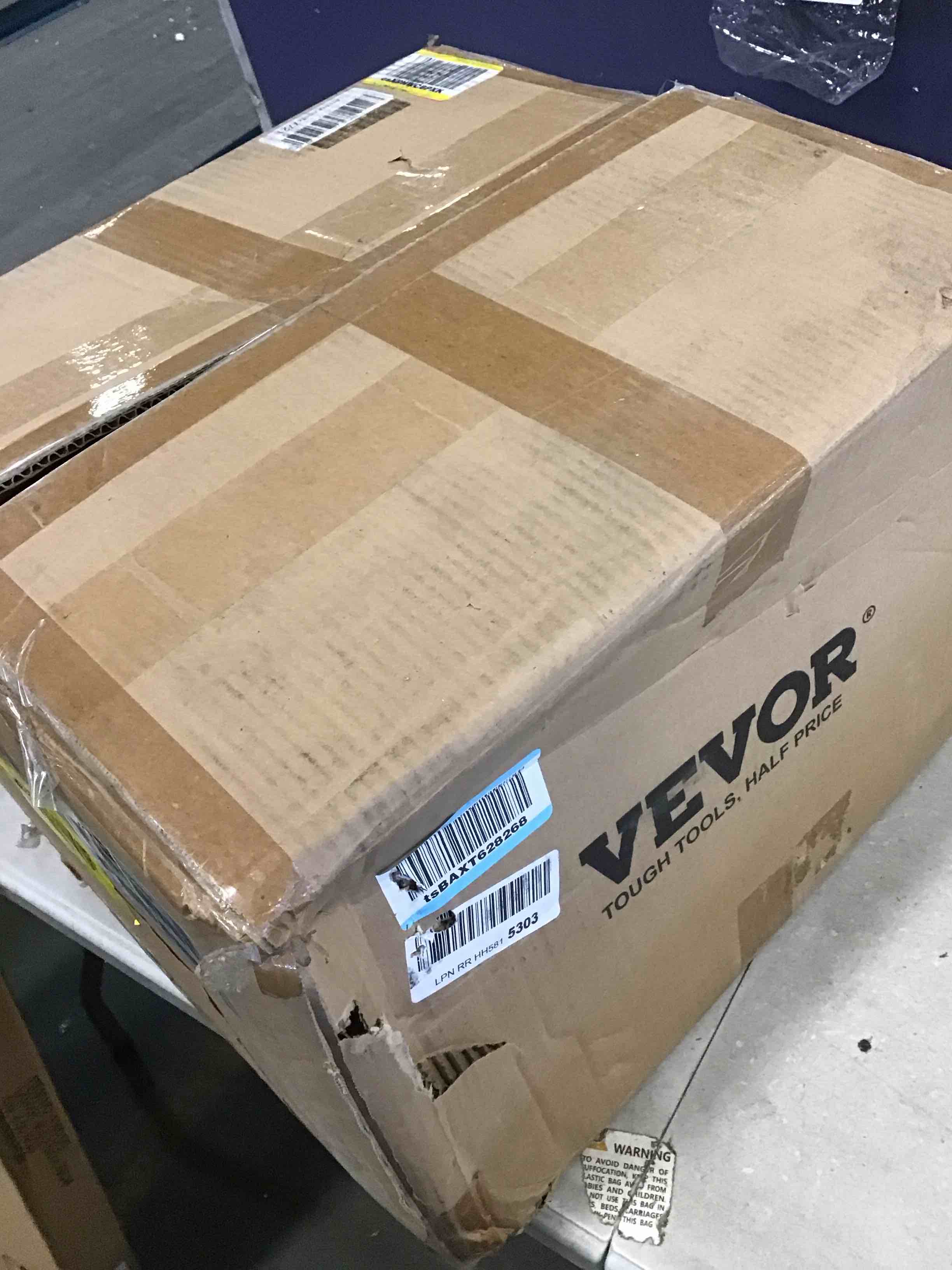 https://s3.amazonaws.com/lotting-images-prod/bidfta/BLU6088411_1707752120327.jpeg