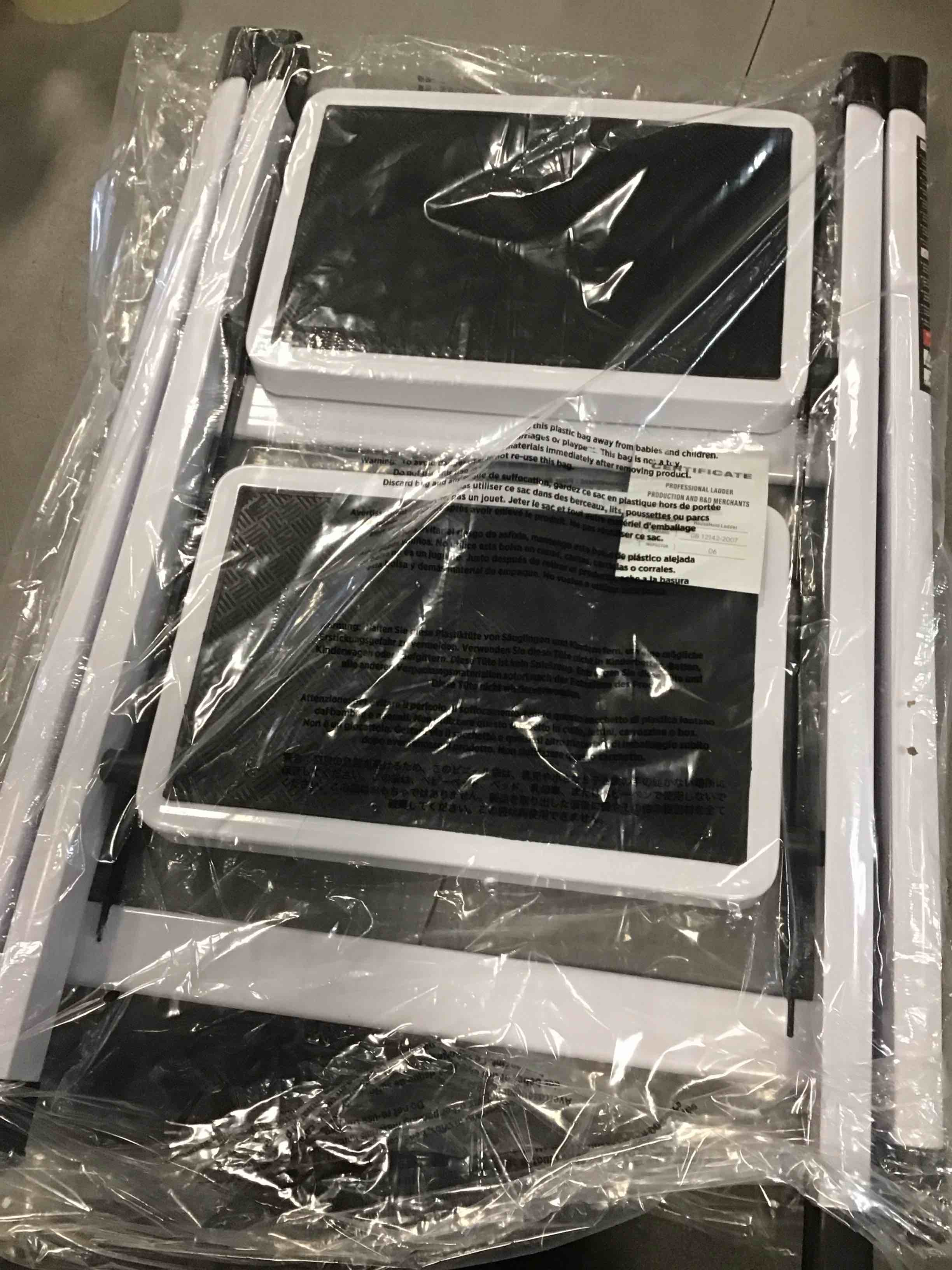 https://s3.amazonaws.com/lotting-images-prod/bidfta/BLU6088736_1707852123520.jpeg
