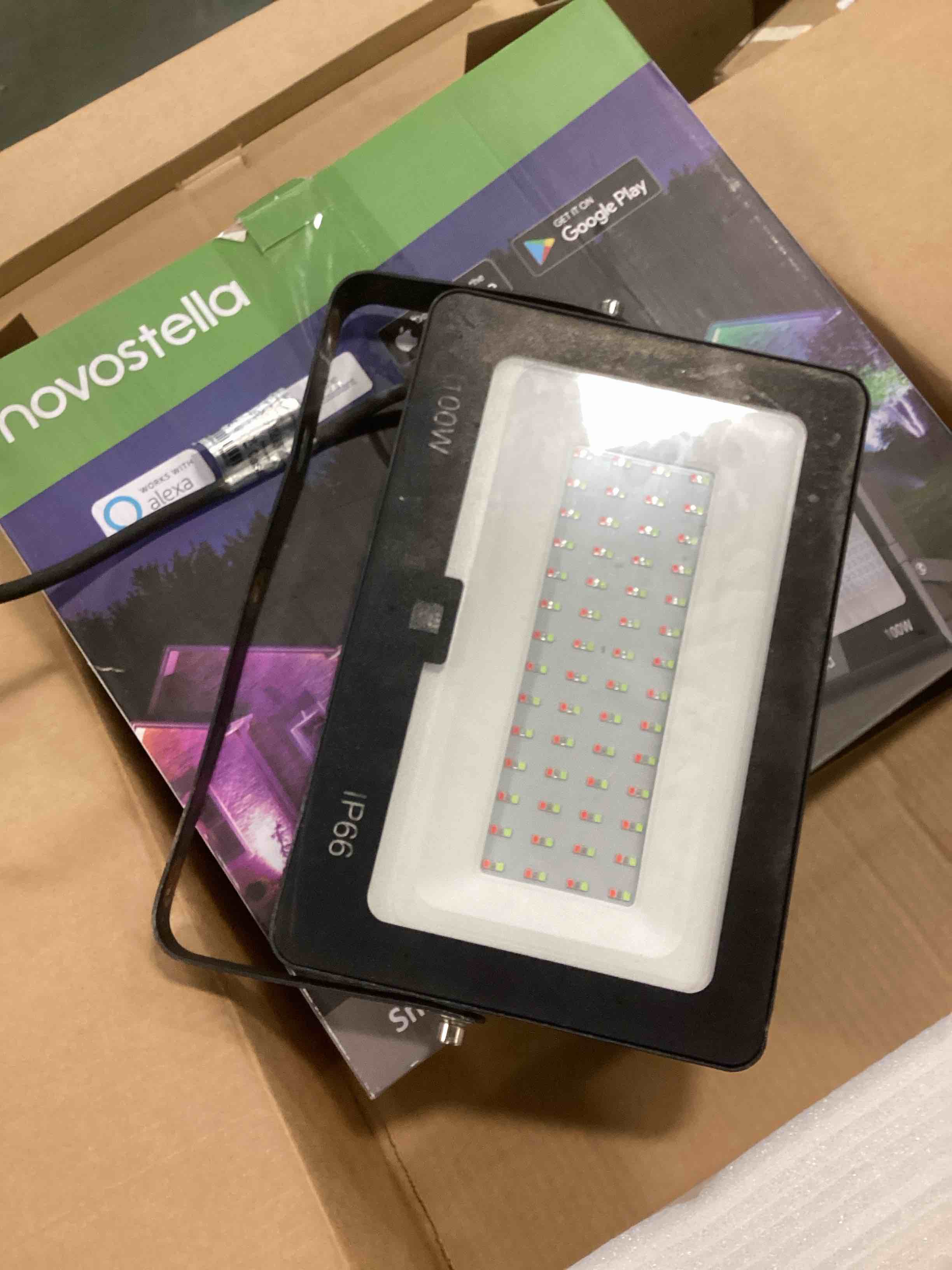 https://s3.amazonaws.com/lotting-images-prod/bidfta/BLU6089540_1709837709432.jpeg