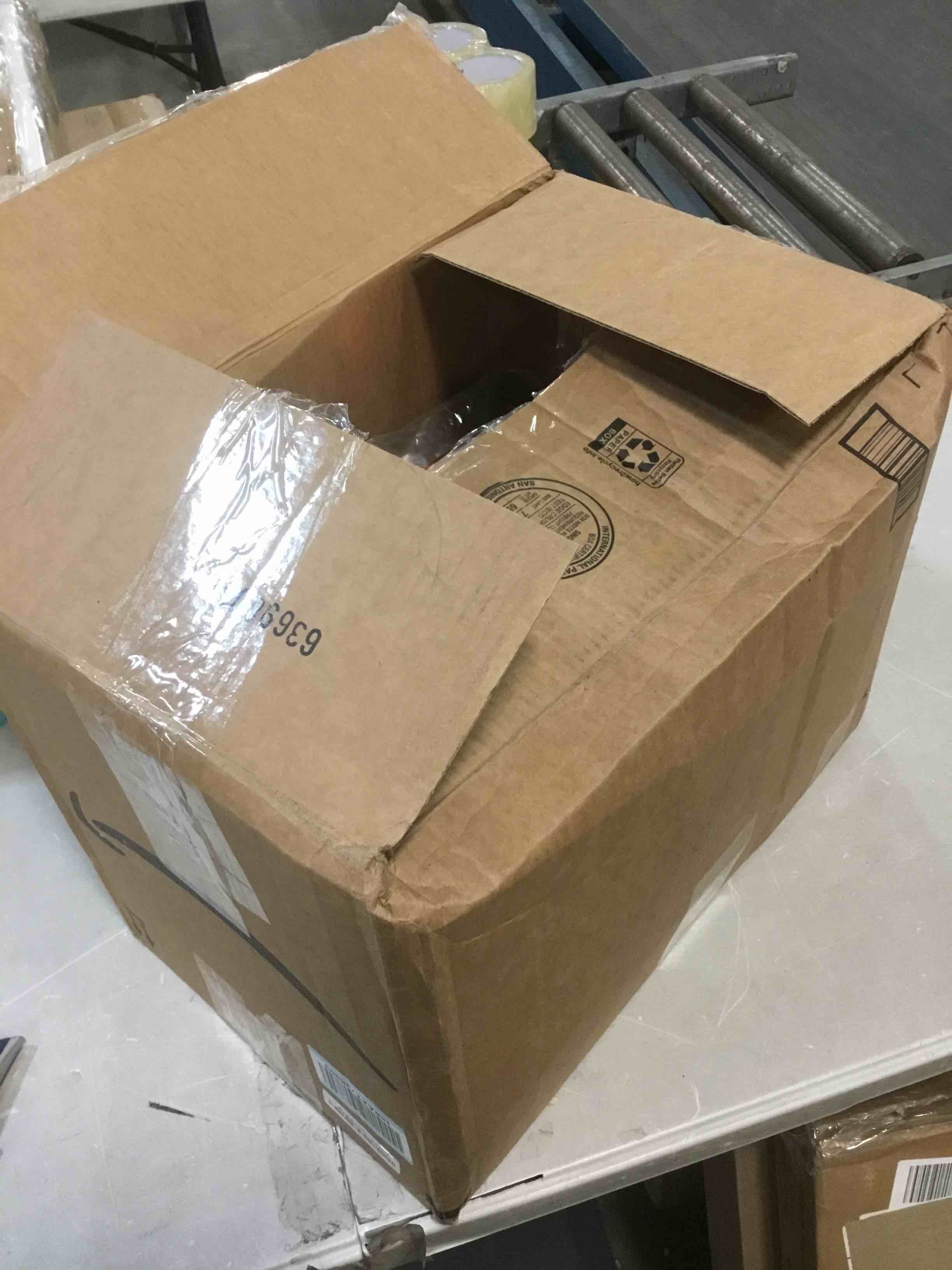 https://s3.amazonaws.com/lotting-images-prod/bidfta/BLU6090450_1707313237075.jpeg