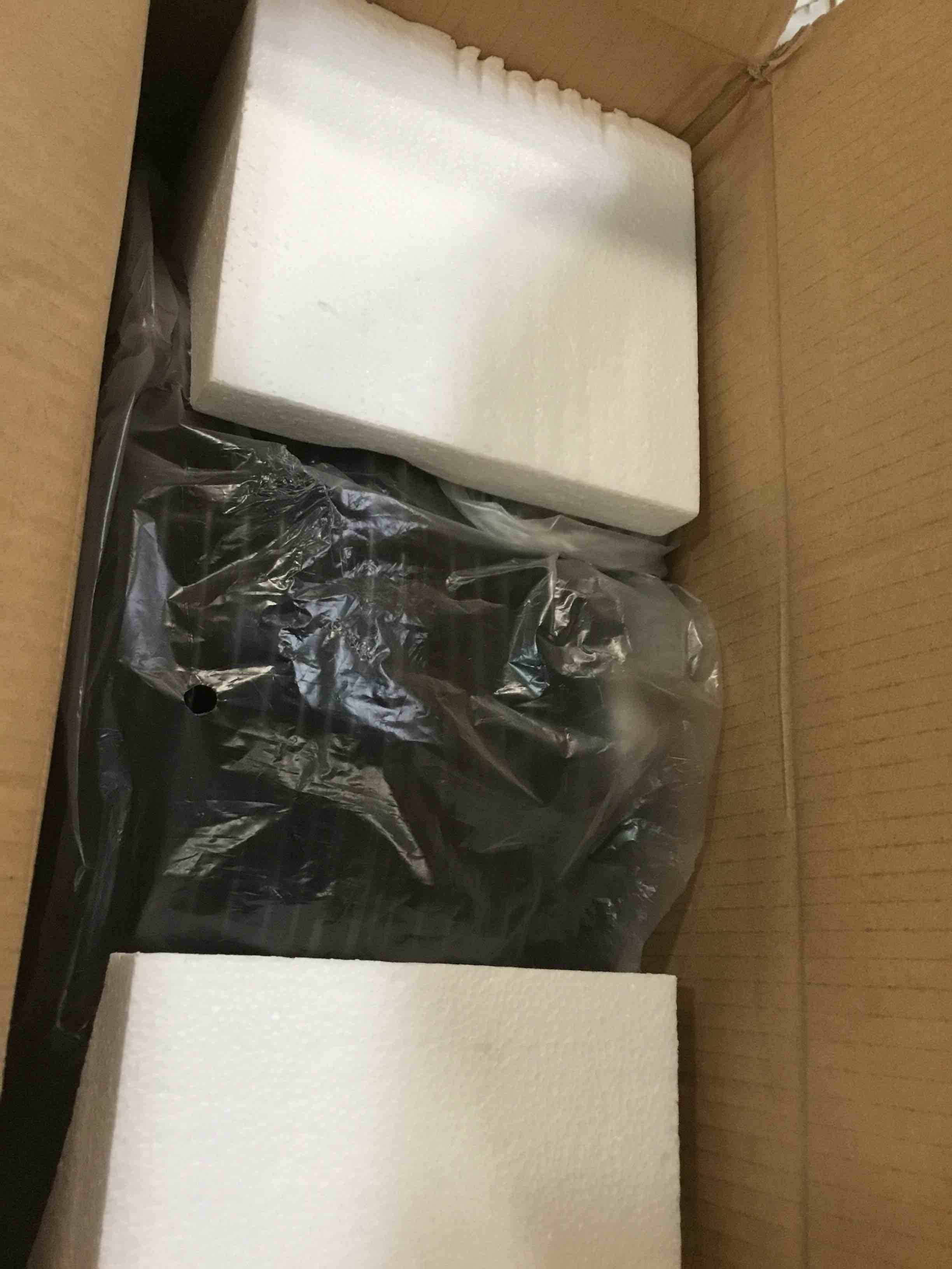 https://s3.amazonaws.com/lotting-images-prod/bidfta/BLU6091164_1707576584551.jpeg