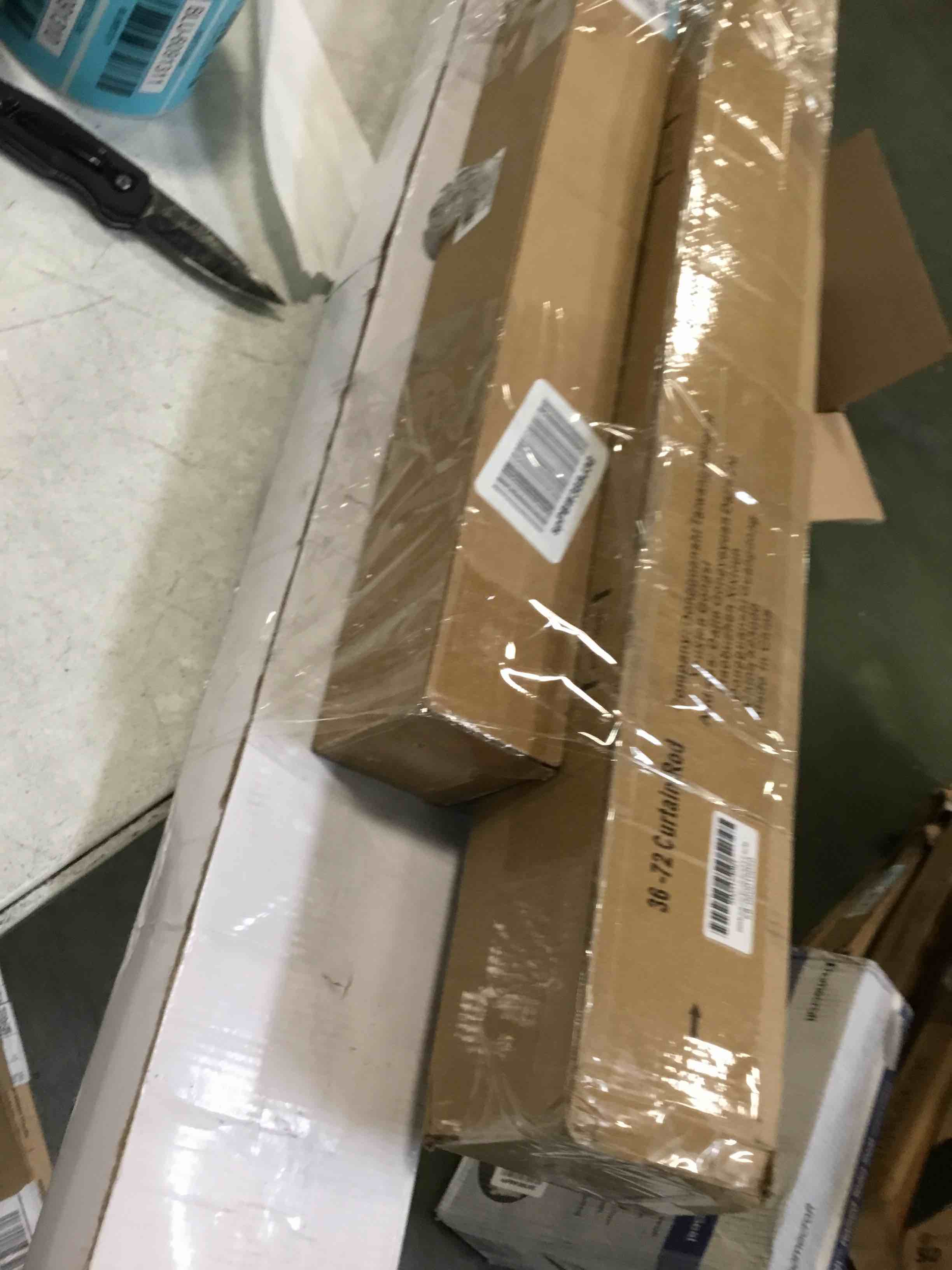 https://s3.amazonaws.com/lotting-images-prod/bidfta/BLU6091302_1707587408284.jpeg