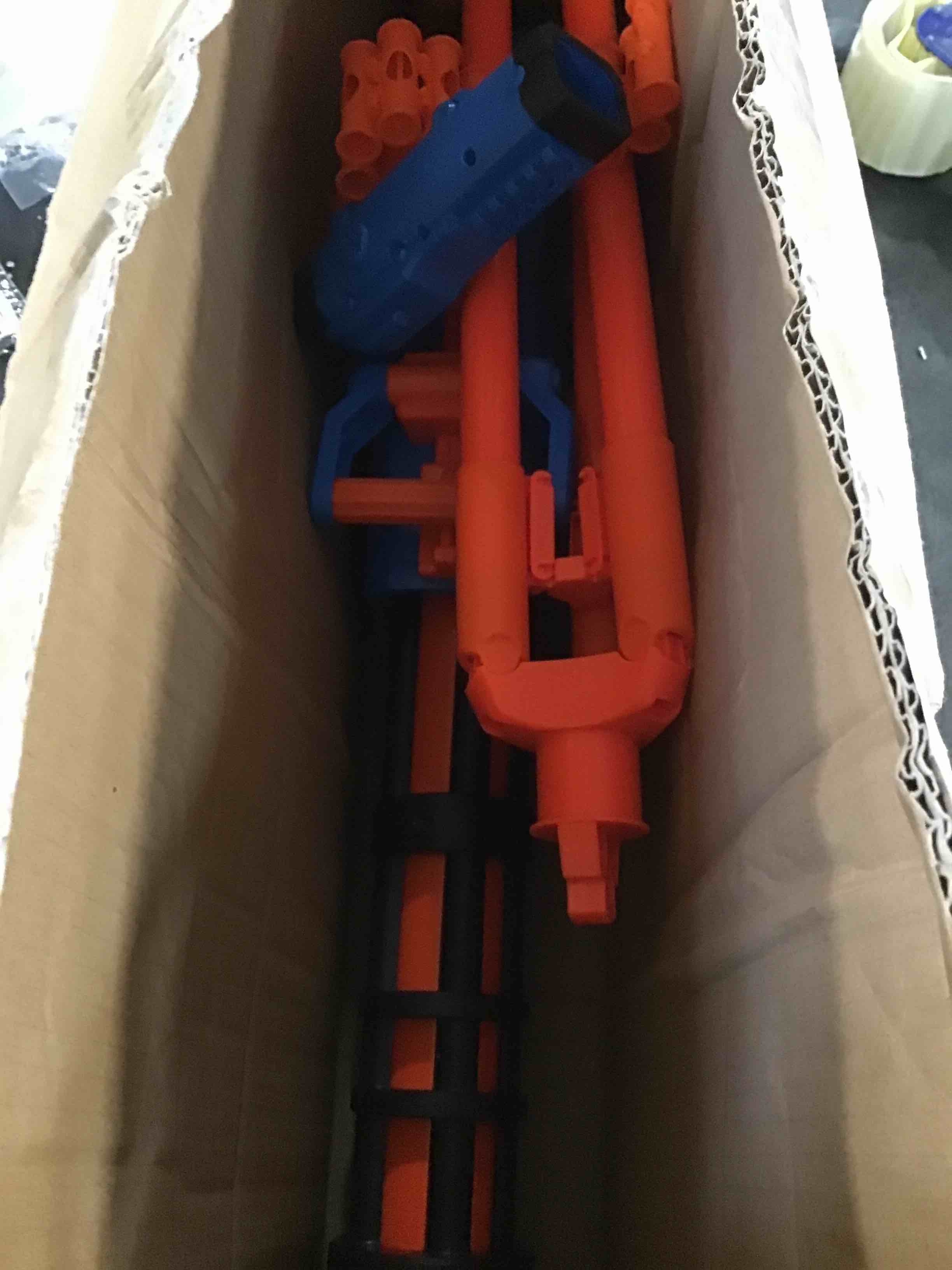 https://s3.amazonaws.com/lotting-images-prod/bidfta/BLU6091573_1707845245370.jpeg