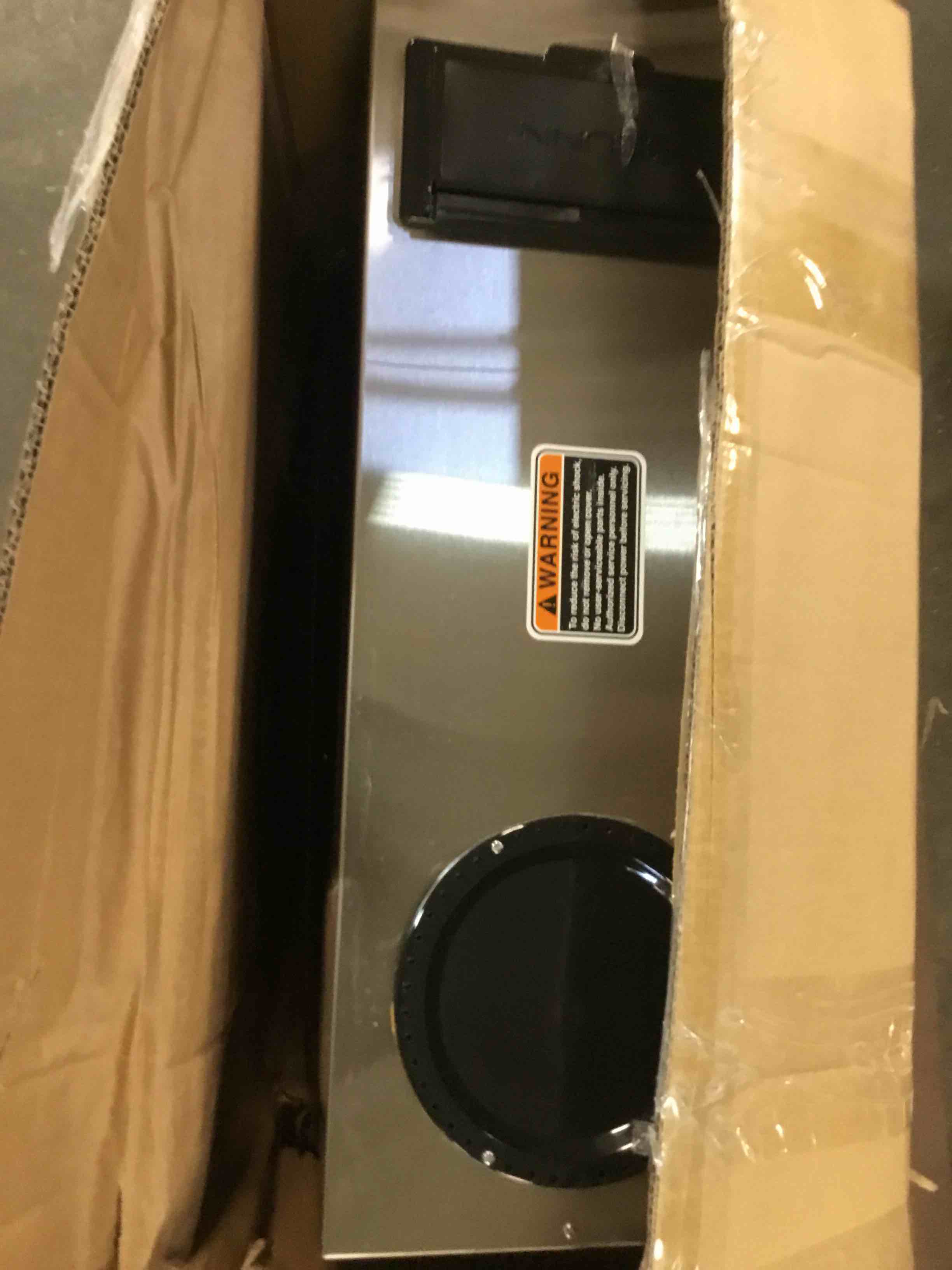 https://s3.amazonaws.com/lotting-images-prod/bidfta/BLU6091625_1707856934915.jpeg