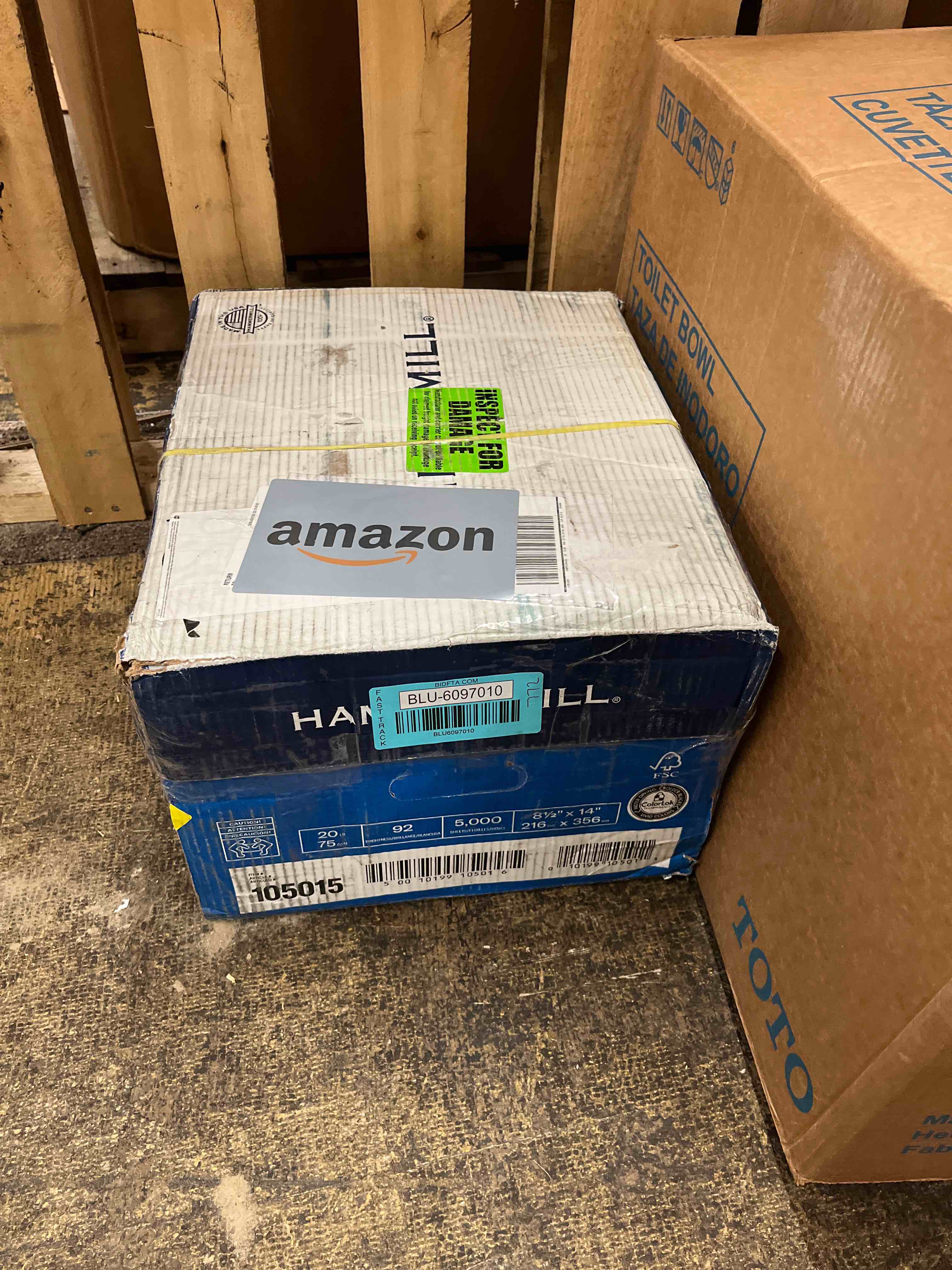 https://s3.amazonaws.com/lotting-images-prod/bidfta/BLU6097010_1713327942888.jpeg