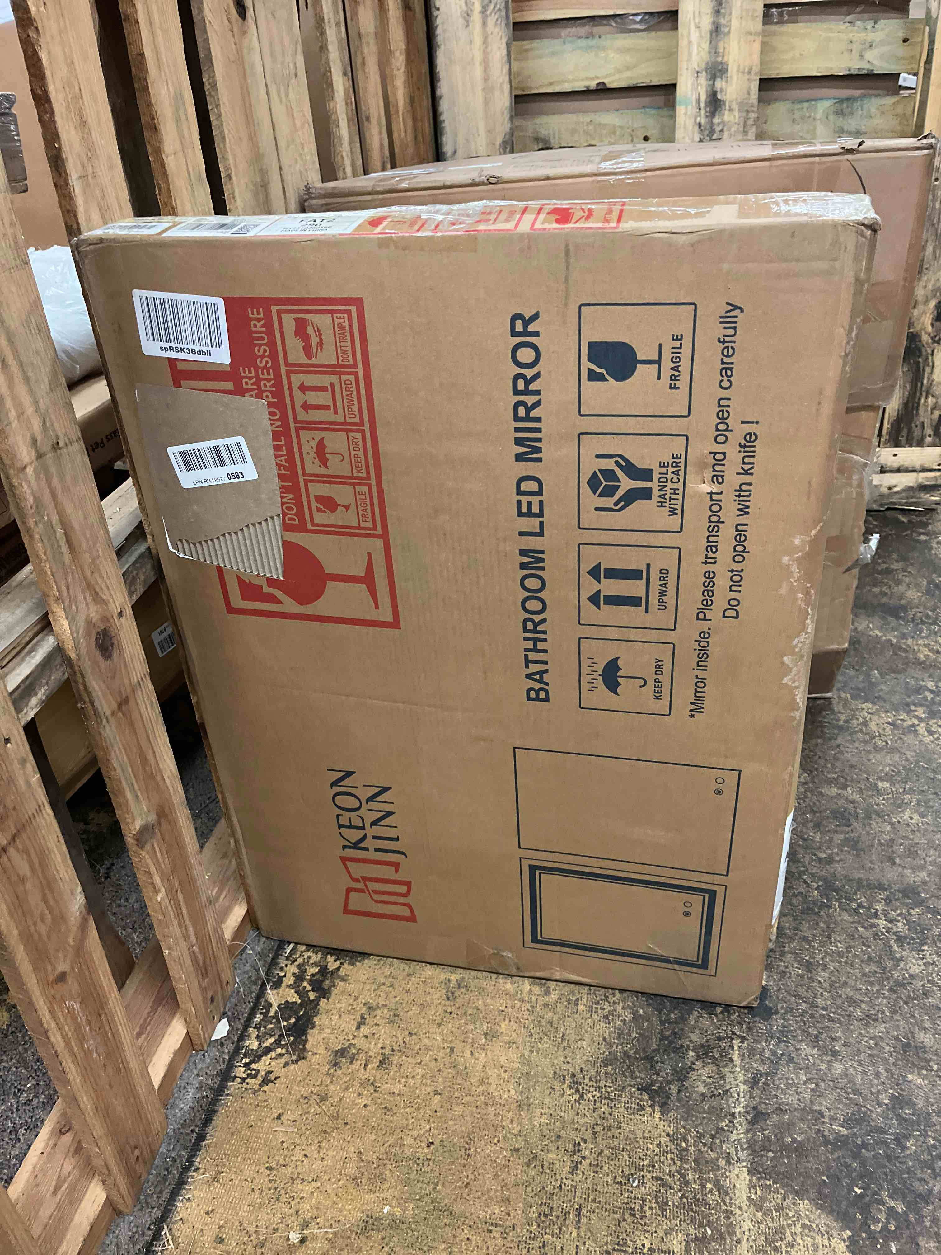 https://s3.amazonaws.com/lotting-images-prod/bidfta/BLU6097052_1713321021306.jpeg