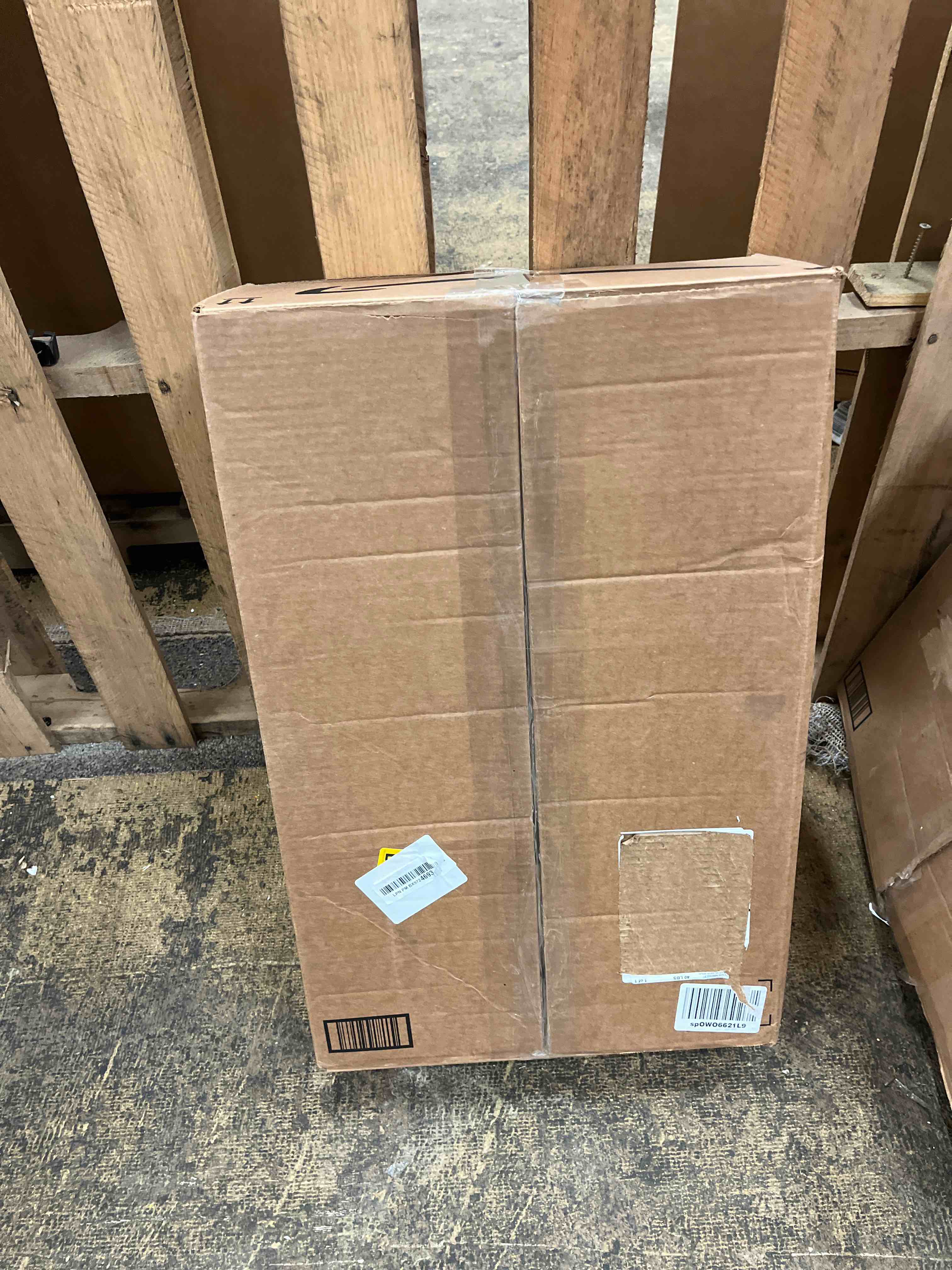 https://s3.amazonaws.com/lotting-images-prod/bidfta/BLU6097070_1713326000071.jpeg