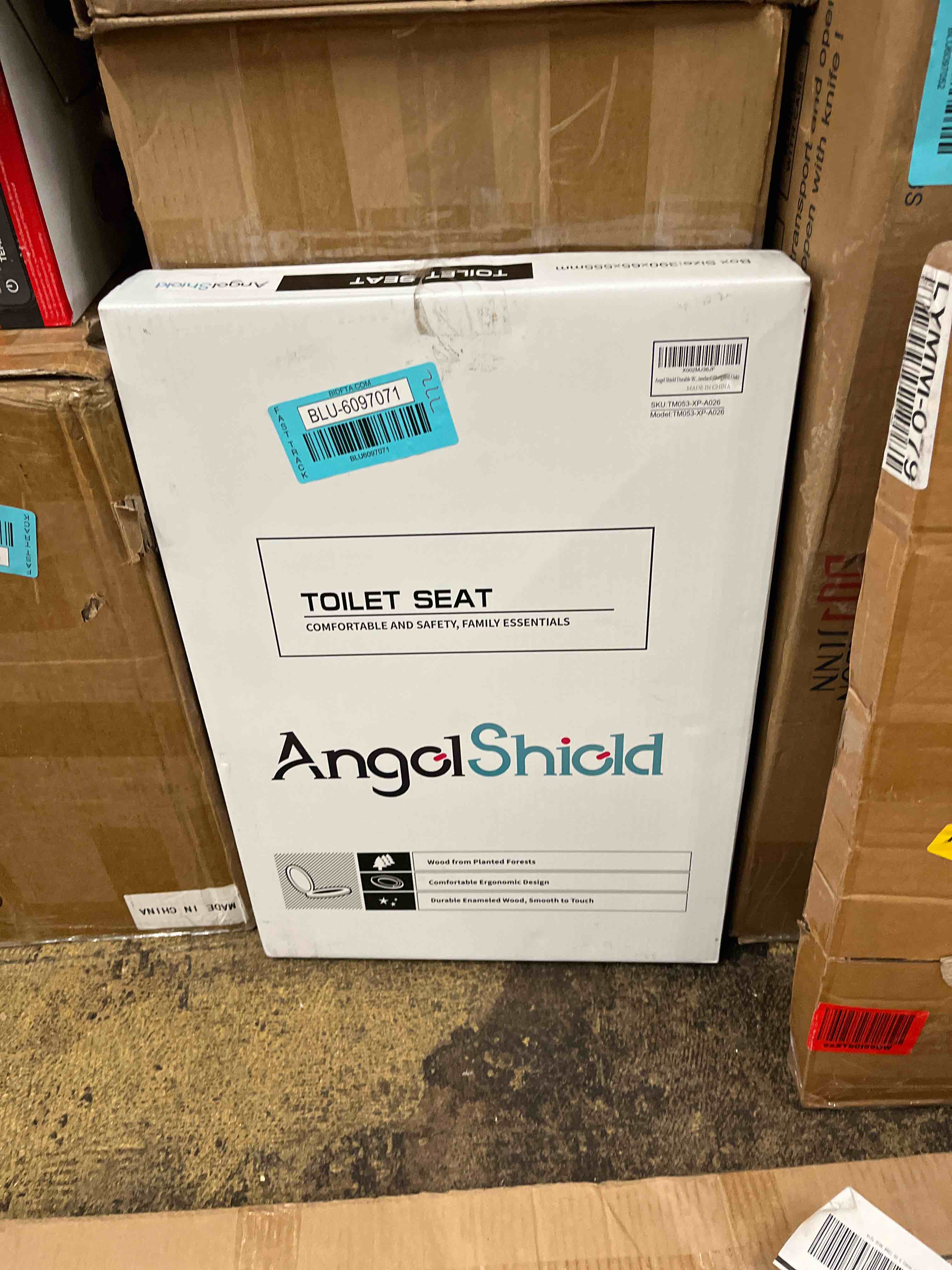 https://s3.amazonaws.com/lotting-images-prod/bidfta/BLU6097071_1713325866535.jpeg