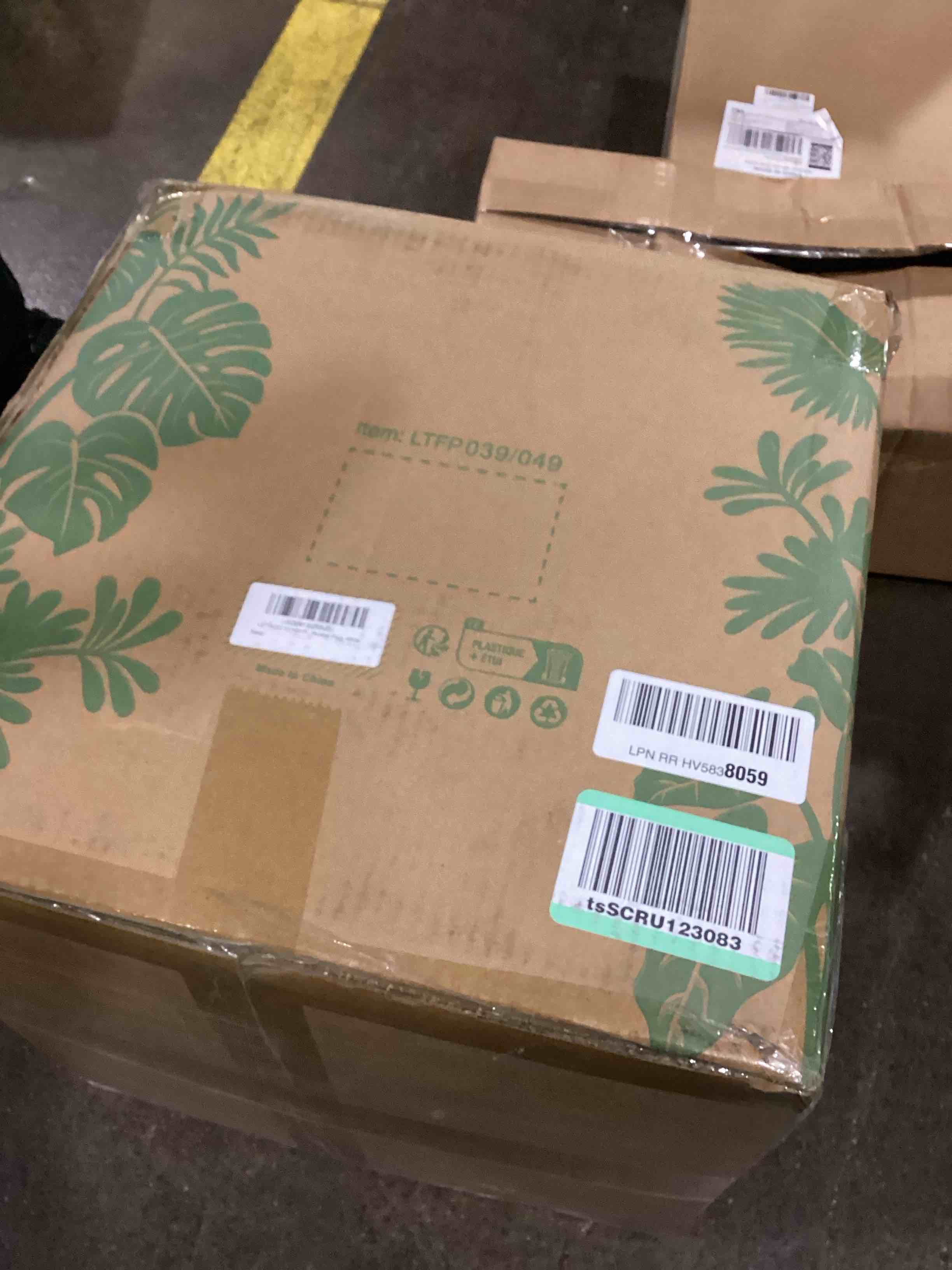 https://s3.amazonaws.com/lotting-images-prod/bidfta/BLU6104150_1718131786964.jpeg