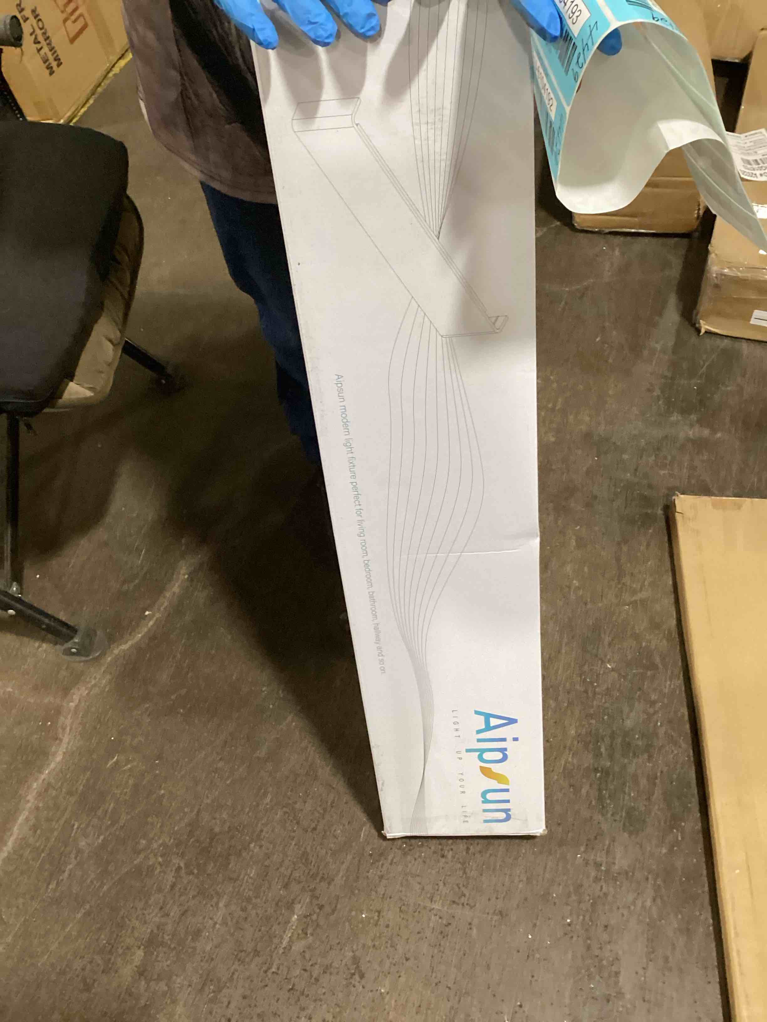https://s3.amazonaws.com/lotting-images-prod/bidfta/BLU6104192_1718200519685.jpeg