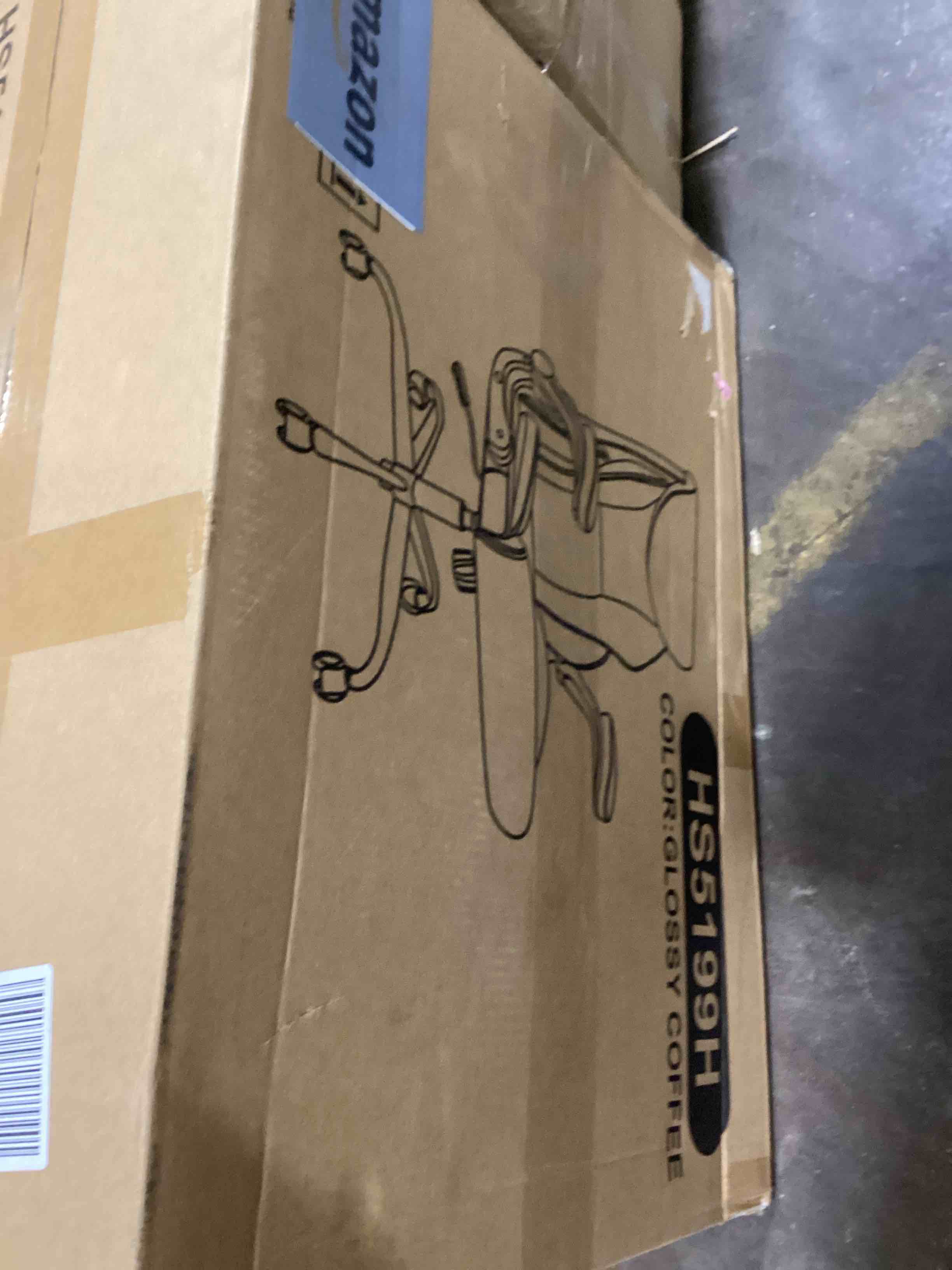 https://s3.amazonaws.com/lotting-images-prod/bidfta/BLU6104749_1719328551661.jpeg