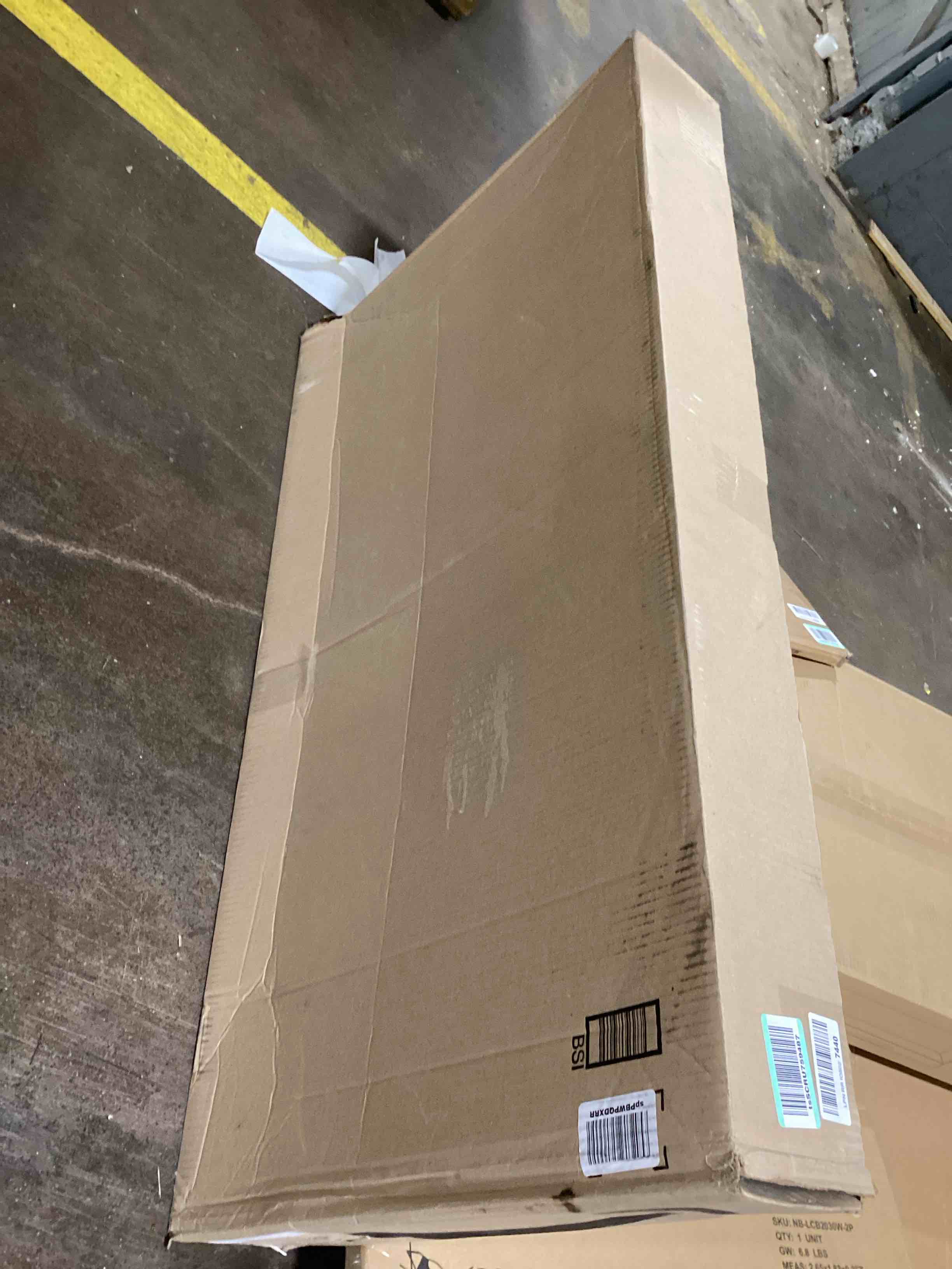 https://s3.amazonaws.com/lotting-images-prod/bidfta/BLU6105685_1715353372629.jpeg