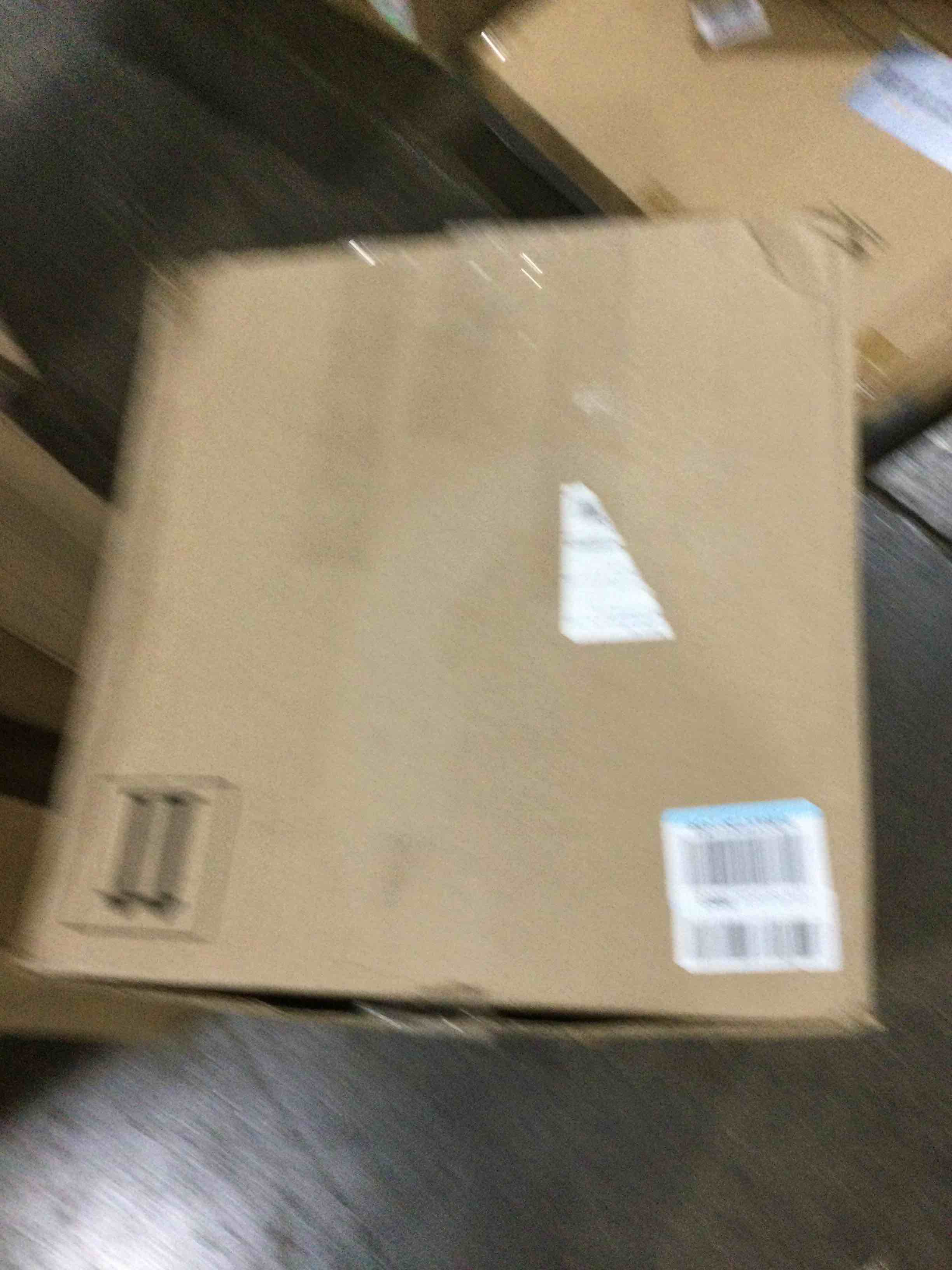 https://s3.amazonaws.com/lotting-images-prod/bidfta/BLU6105817_1715370300539.jpeg