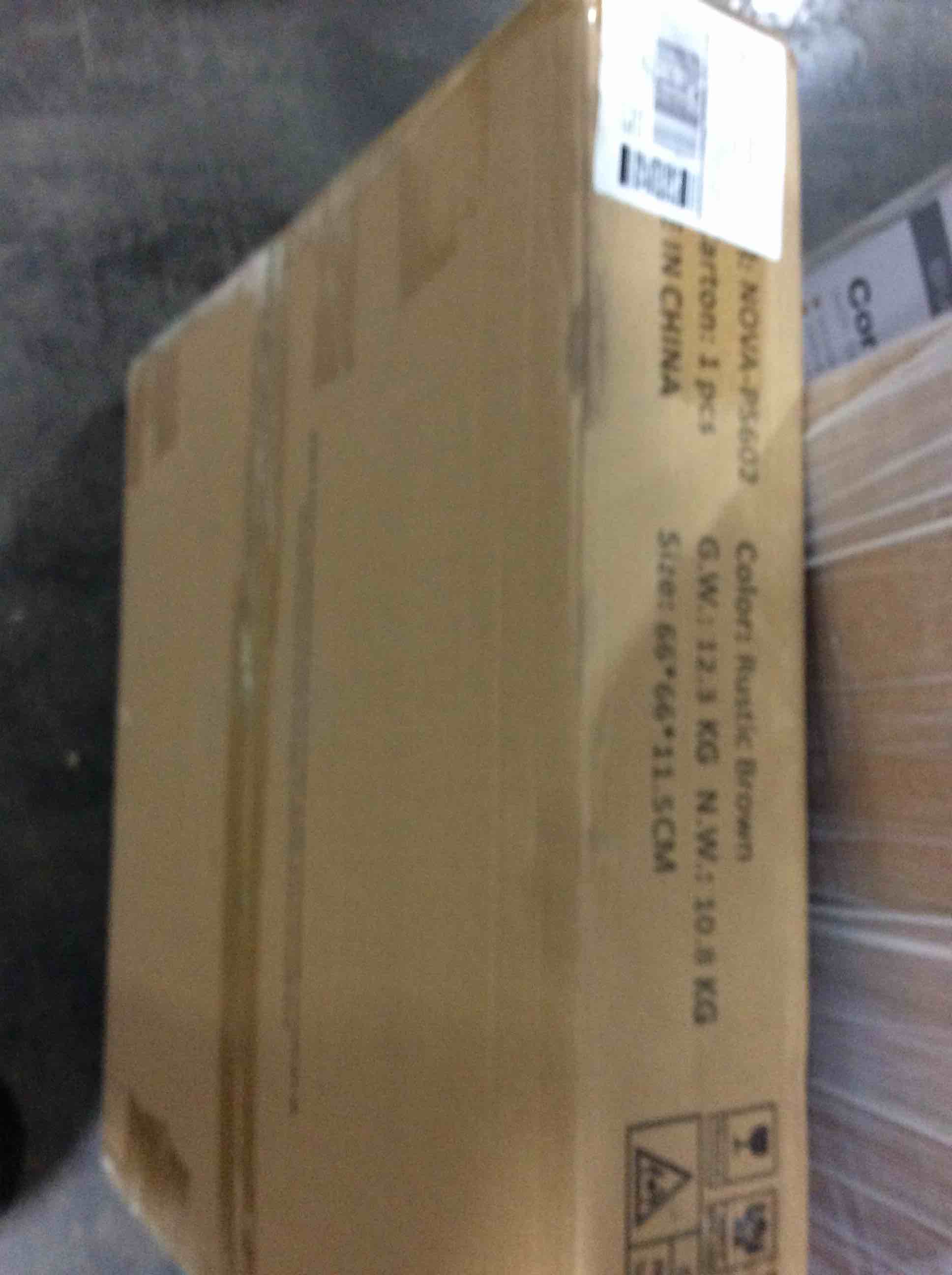 https://s3.amazonaws.com/lotting-images-prod/bidfta/BLU6107132_1715608158413.jpeg