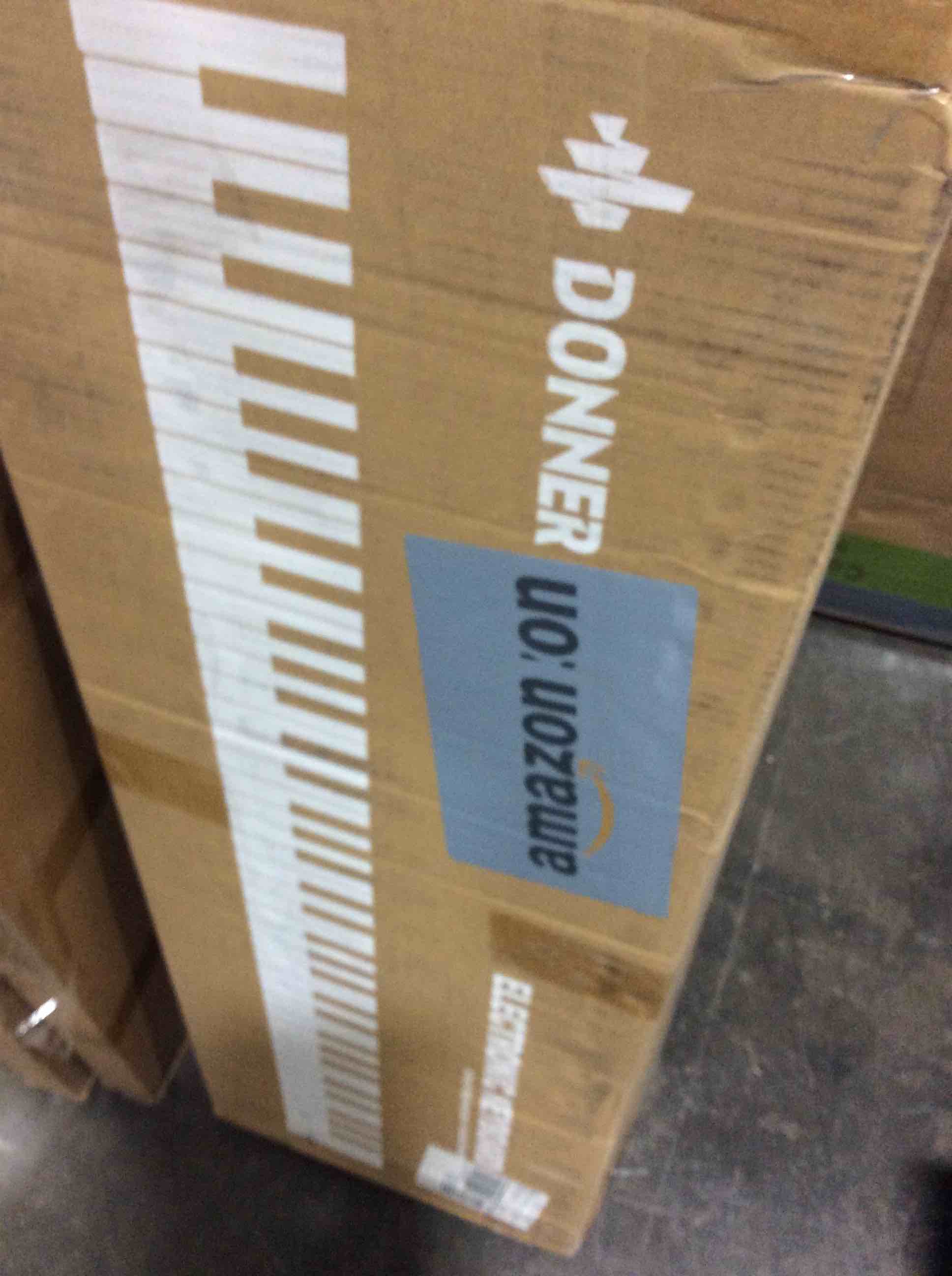 https://s3.amazonaws.com/lotting-images-prod/bidfta/BLU6107141_1715612608926.jpeg
