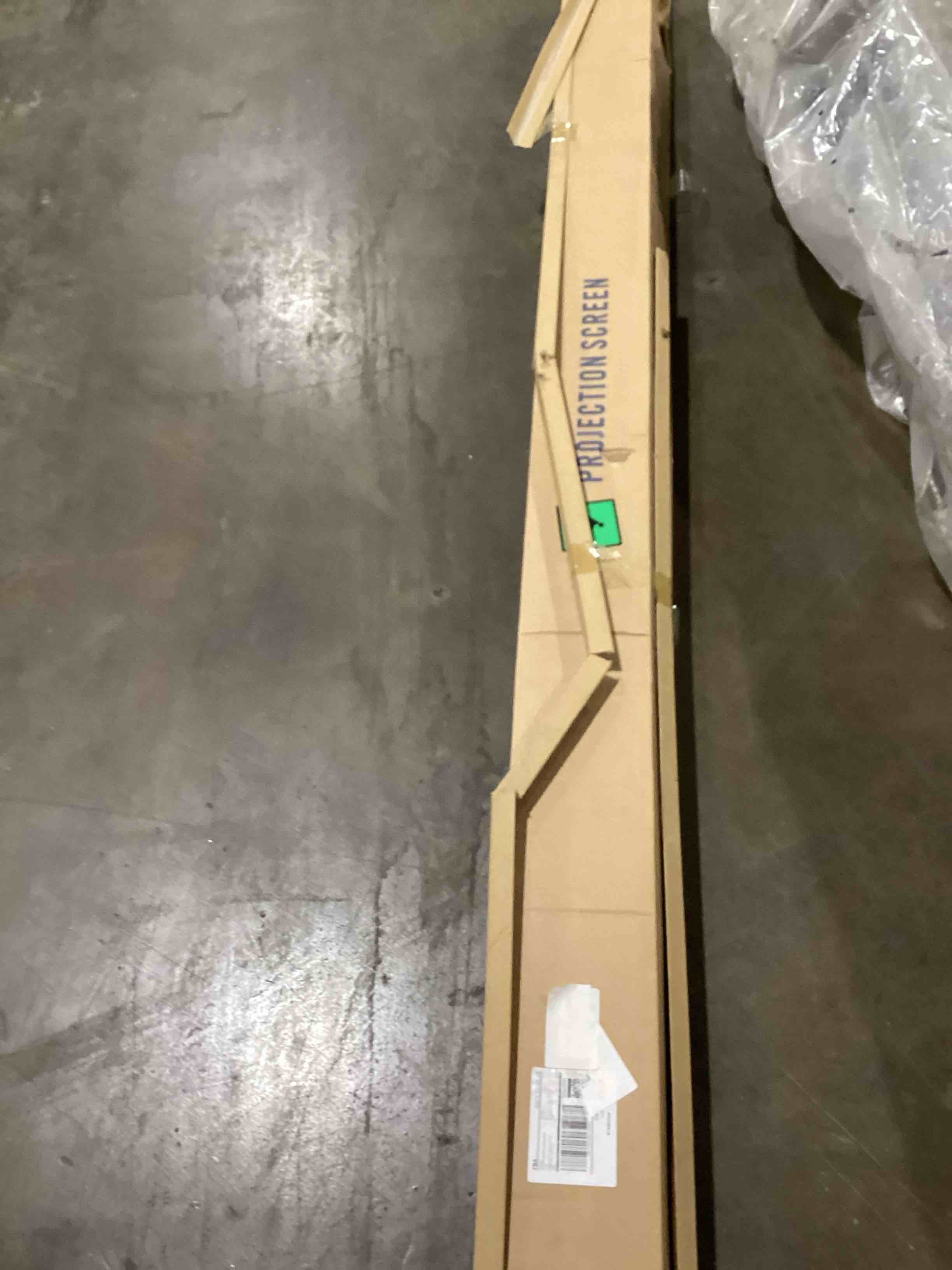 https://s3.amazonaws.com/lotting-images-prod/bidfta/BLU6107836_1718718185499.jpeg