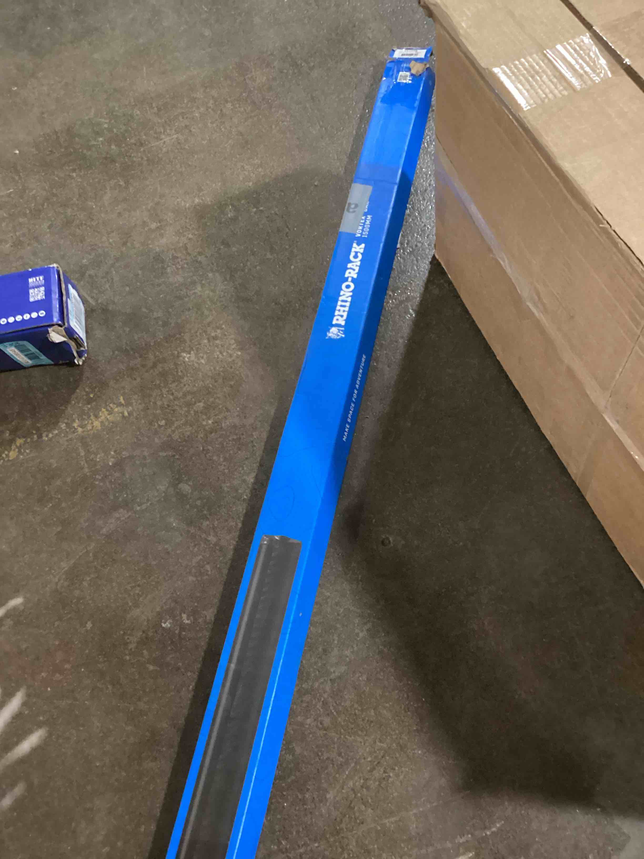 https://s3.amazonaws.com/lotting-images-prod/bidfta/BLU6108546_1714400479222.jpeg