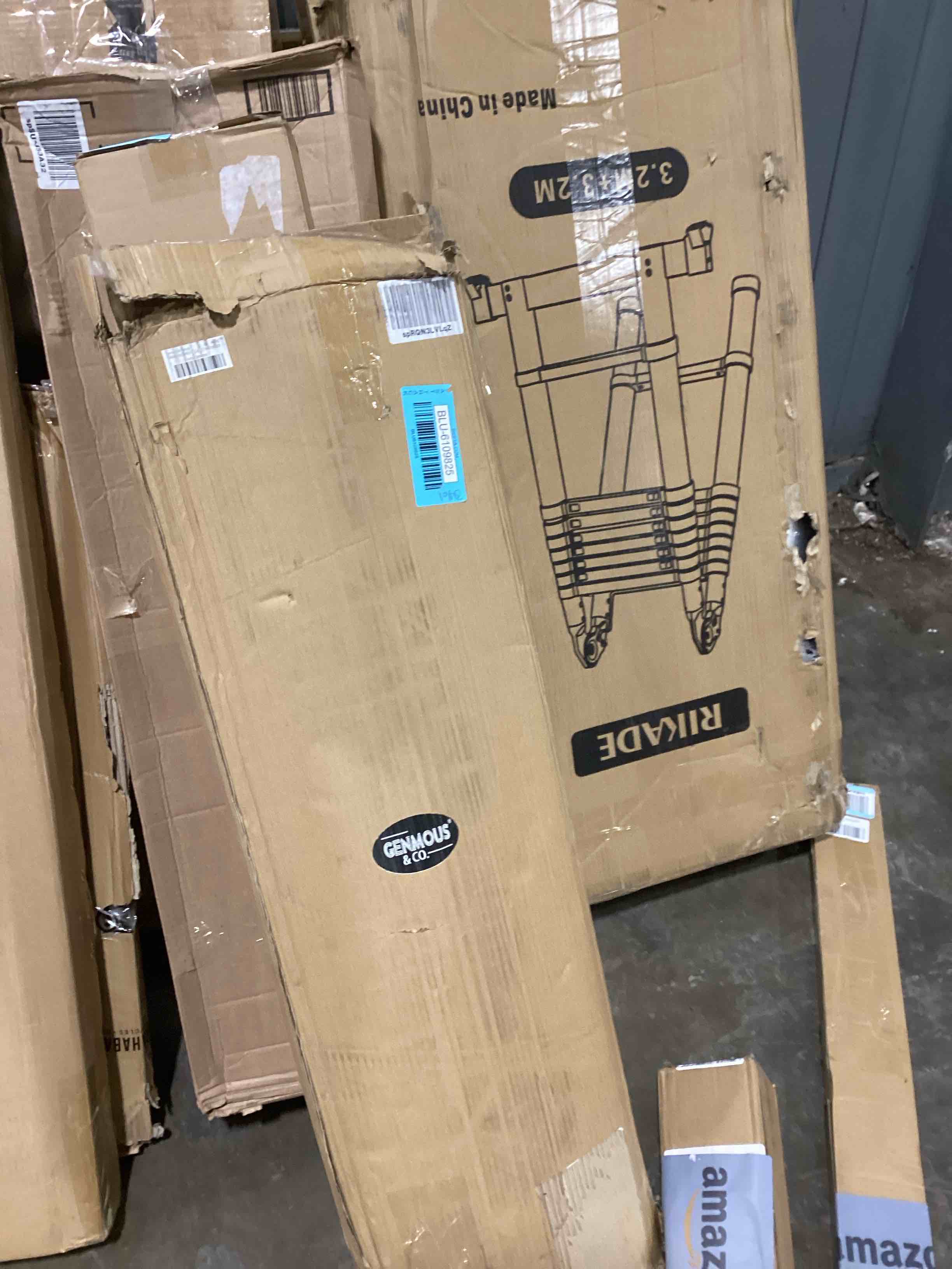 https://s3.amazonaws.com/lotting-images-prod/bidfta/BLU6109825_1714676951858.jpeg