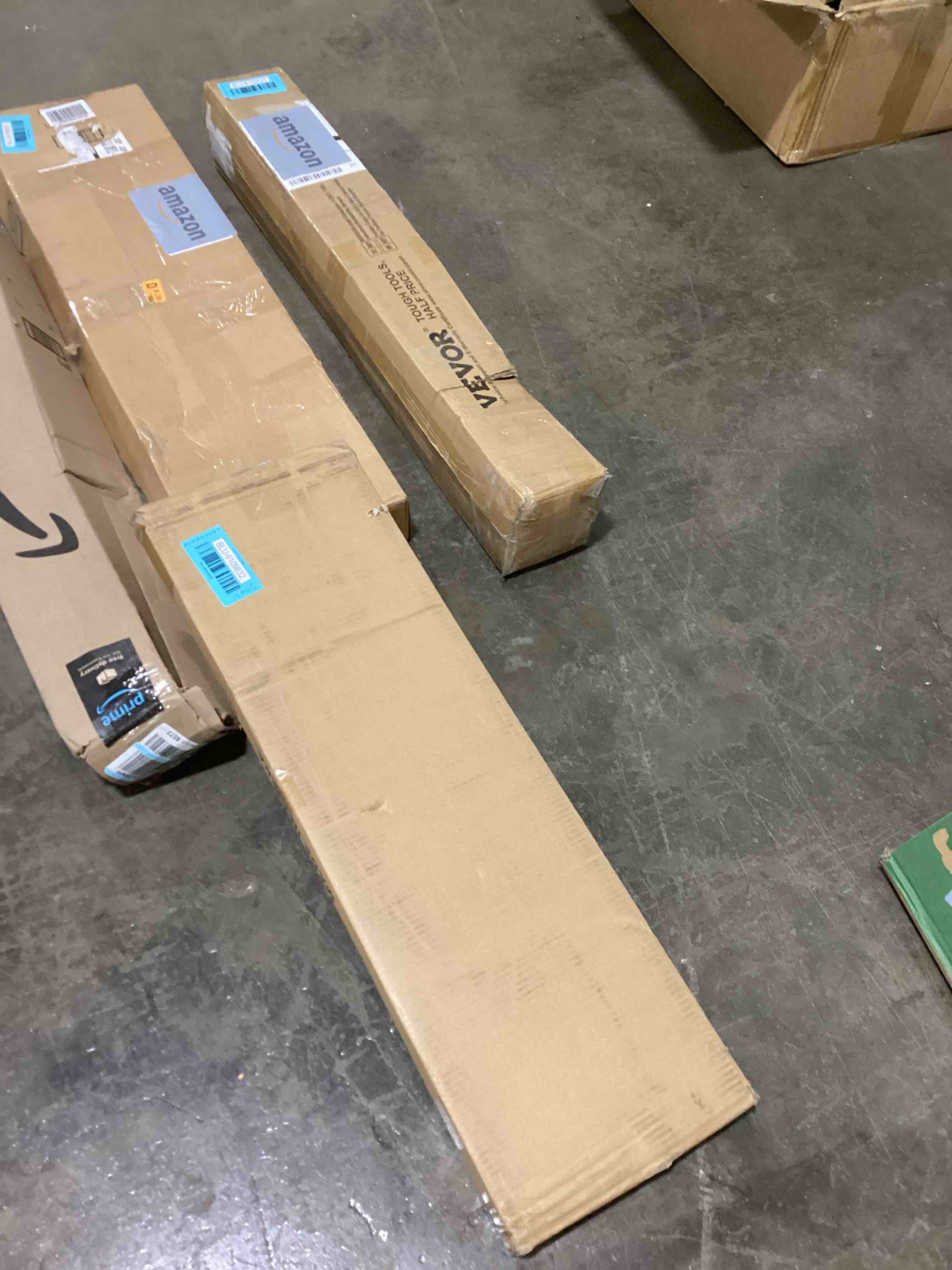 https://s3.amazonaws.com/lotting-images-prod/bidfta/BLU6109832_1714675967769.jpeg