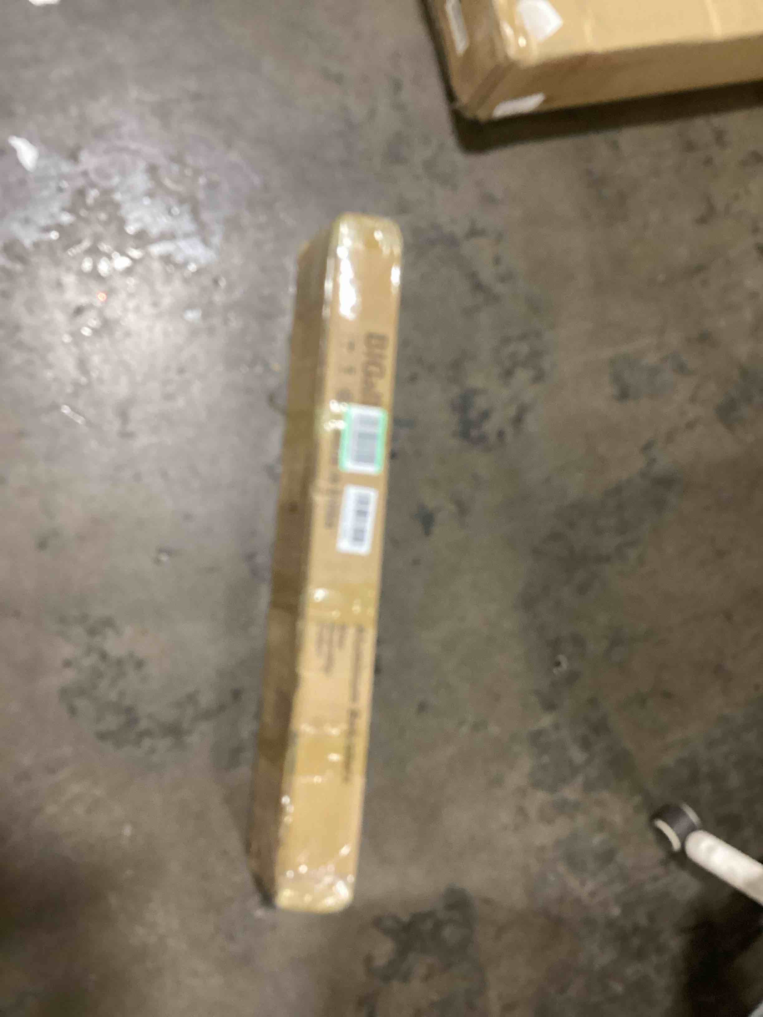 https://s3.amazonaws.com/lotting-images-prod/bidfta/BLU6109980_1714754602800.jpeg
