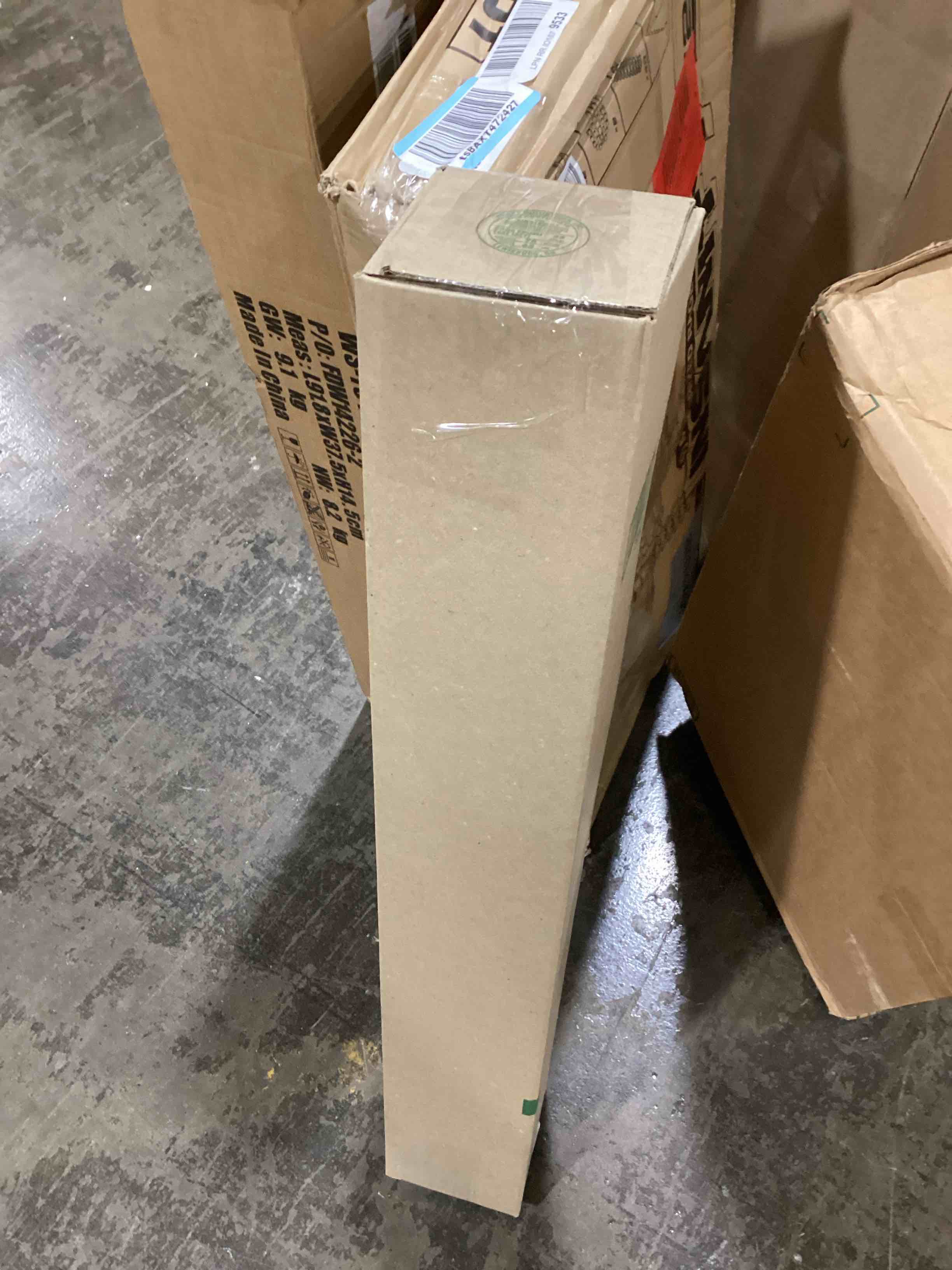 https://s3.amazonaws.com/lotting-images-prod/bidfta/BLU6110090_1714754427840.jpeg
