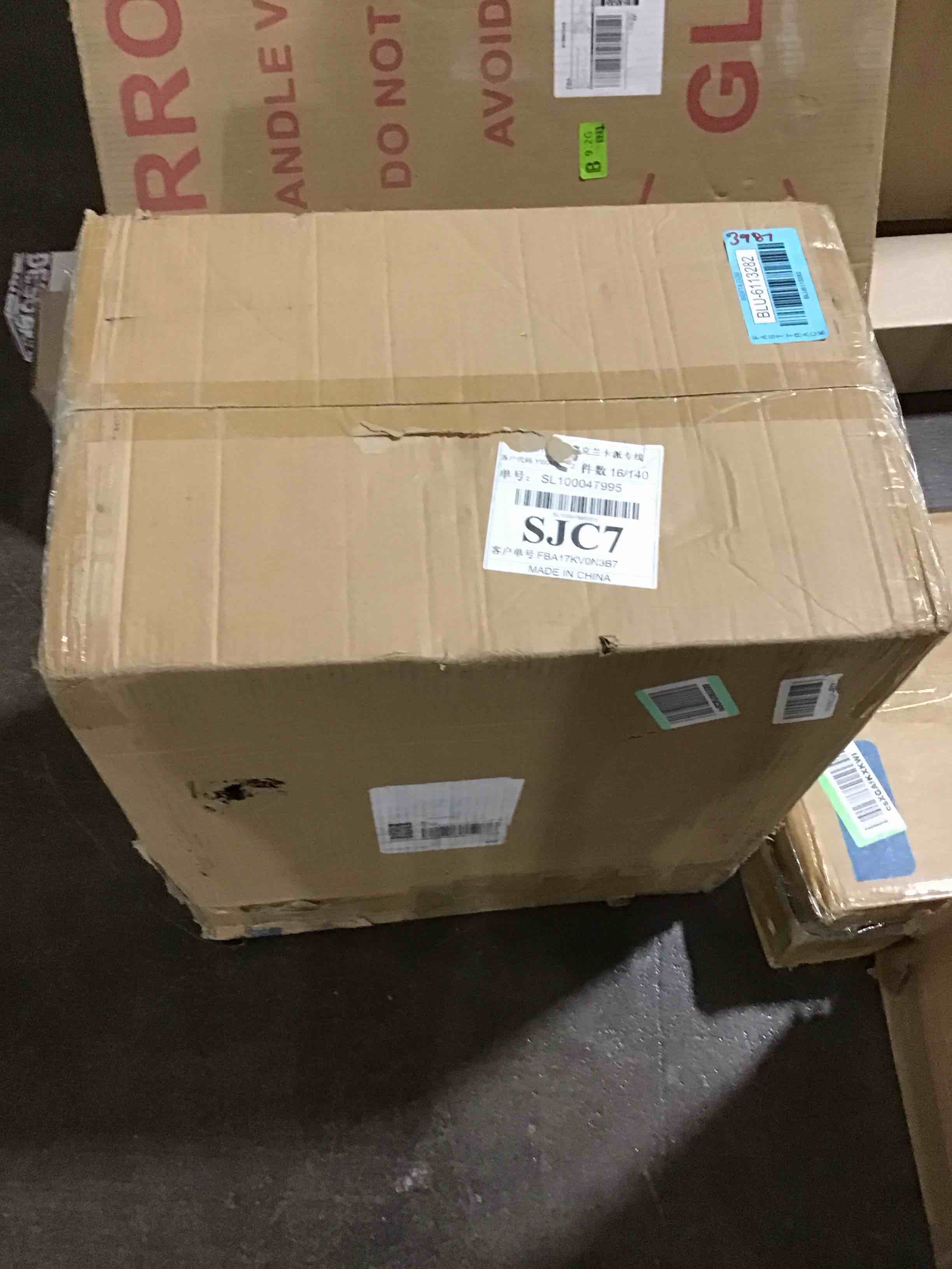 https://s3.amazonaws.com/lotting-images-prod/bidfta/BLU6113282_1716493063339.jpeg
