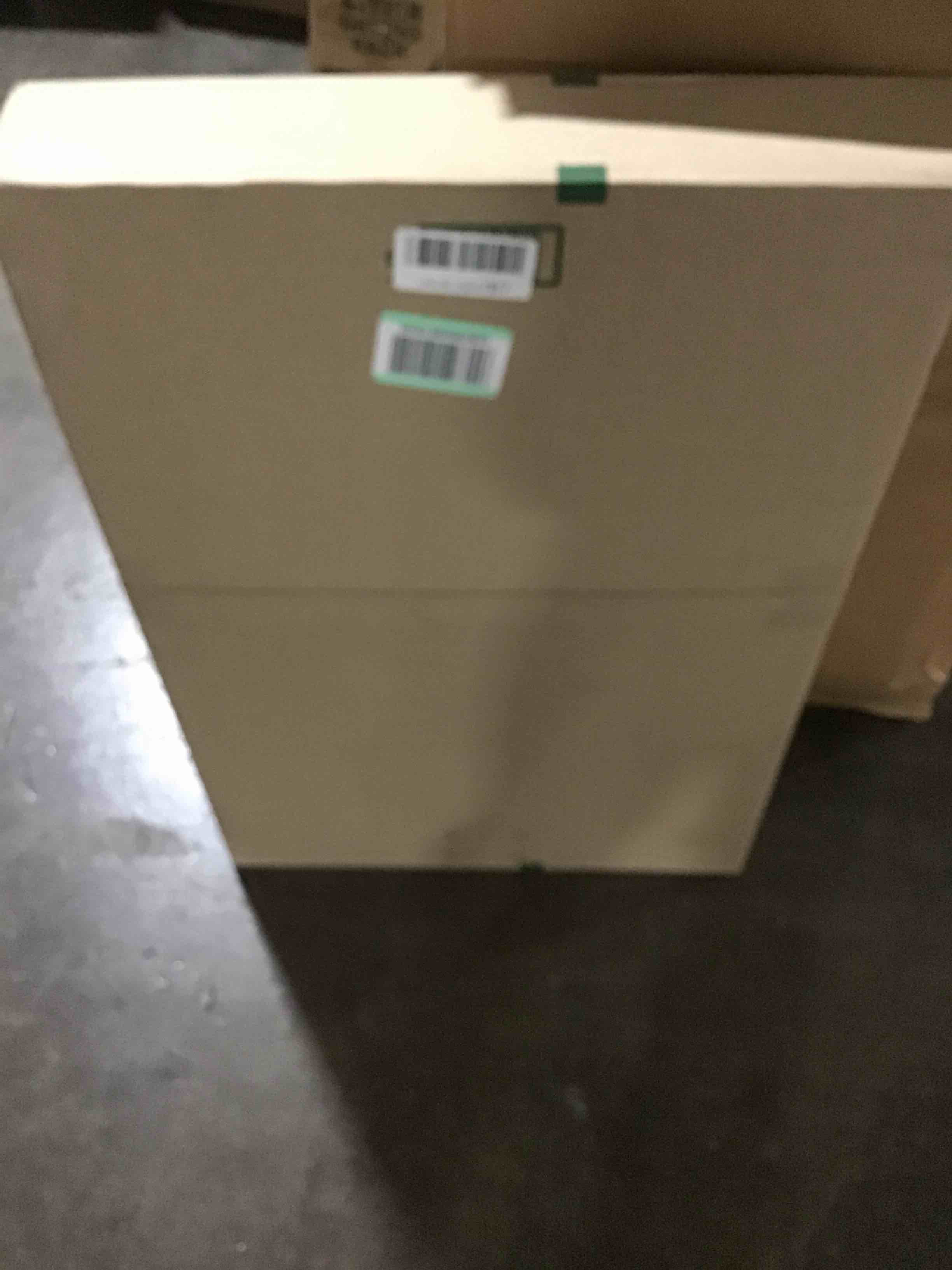 https://s3.amazonaws.com/lotting-images-prod/bidfta/BLU6113292_1716495109328.jpeg