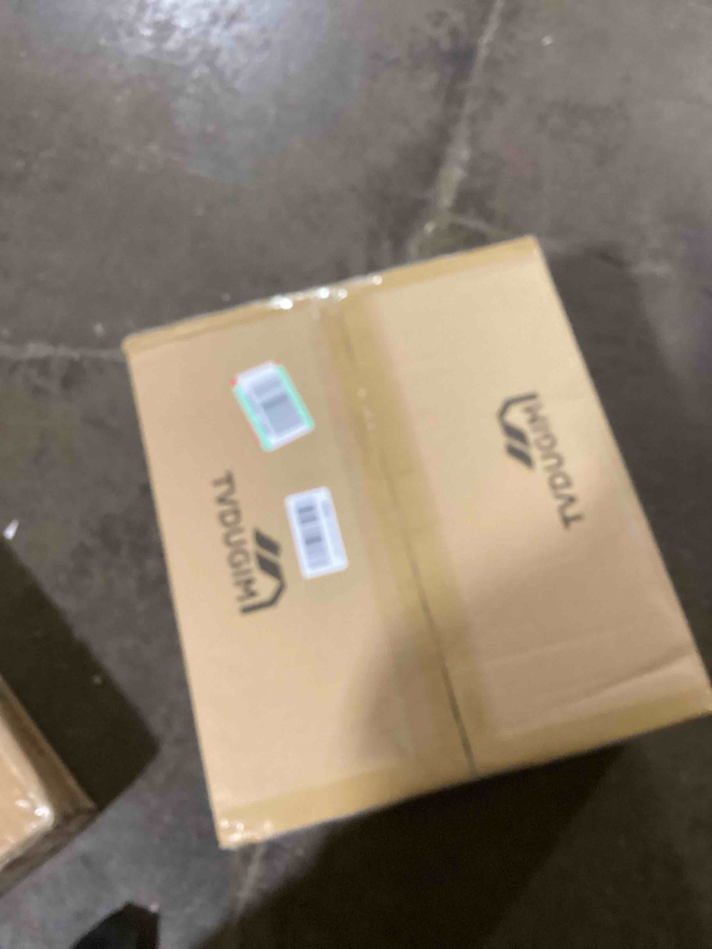 https://s3.amazonaws.com/lotting-images-prod/bidfta/BLU6113526_1716579863253.jpeg