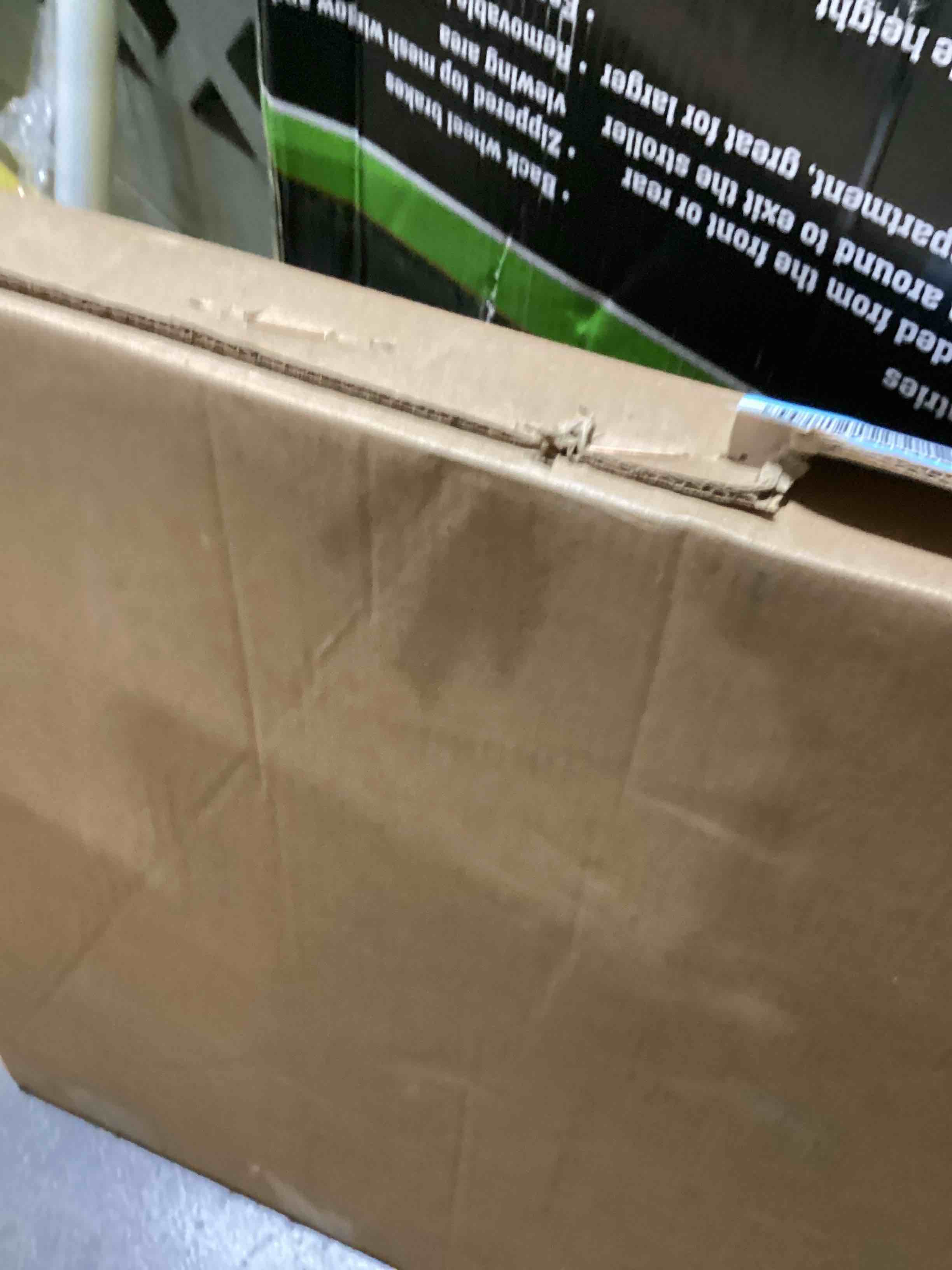https://s3.amazonaws.com/lotting-images-prod/bidfta/BLU6113805_1717014323770.jpeg
