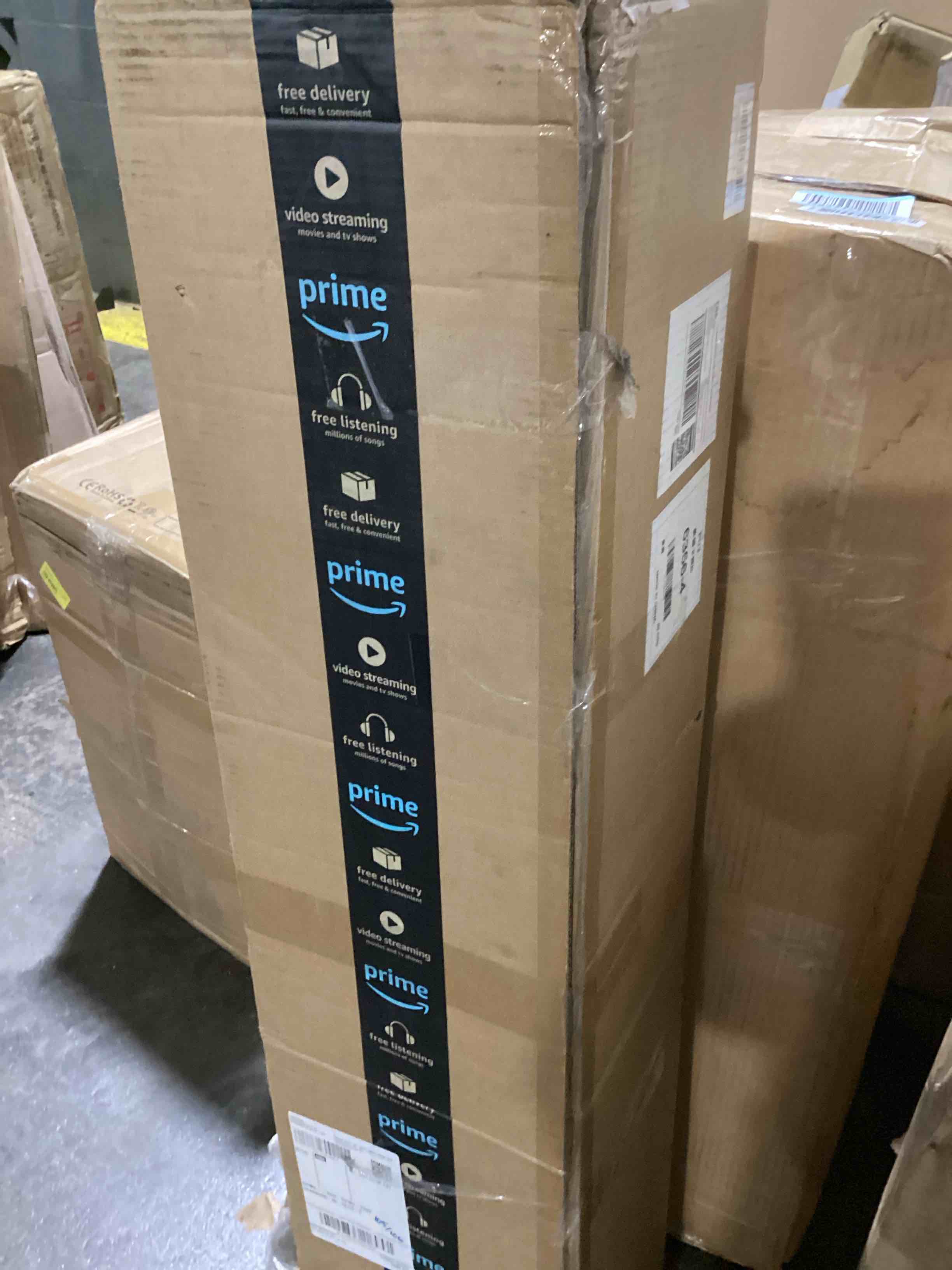https://s3.amazonaws.com/lotting-images-prod/bidfta/BLU6113812_1717013364693.jpeg
