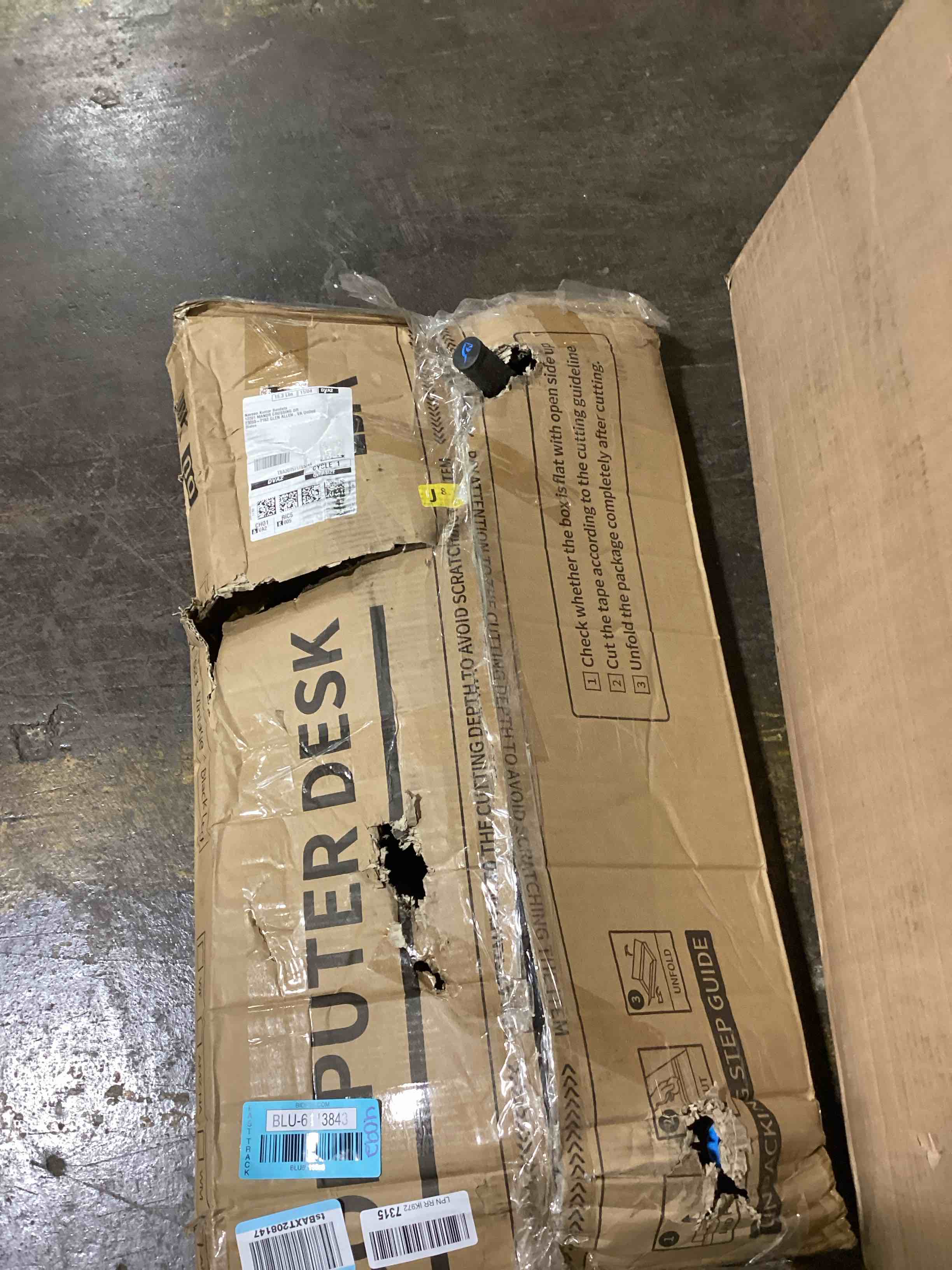 https://s3.amazonaws.com/lotting-images-prod/bidfta/BLU6113843_1717011068108.jpeg