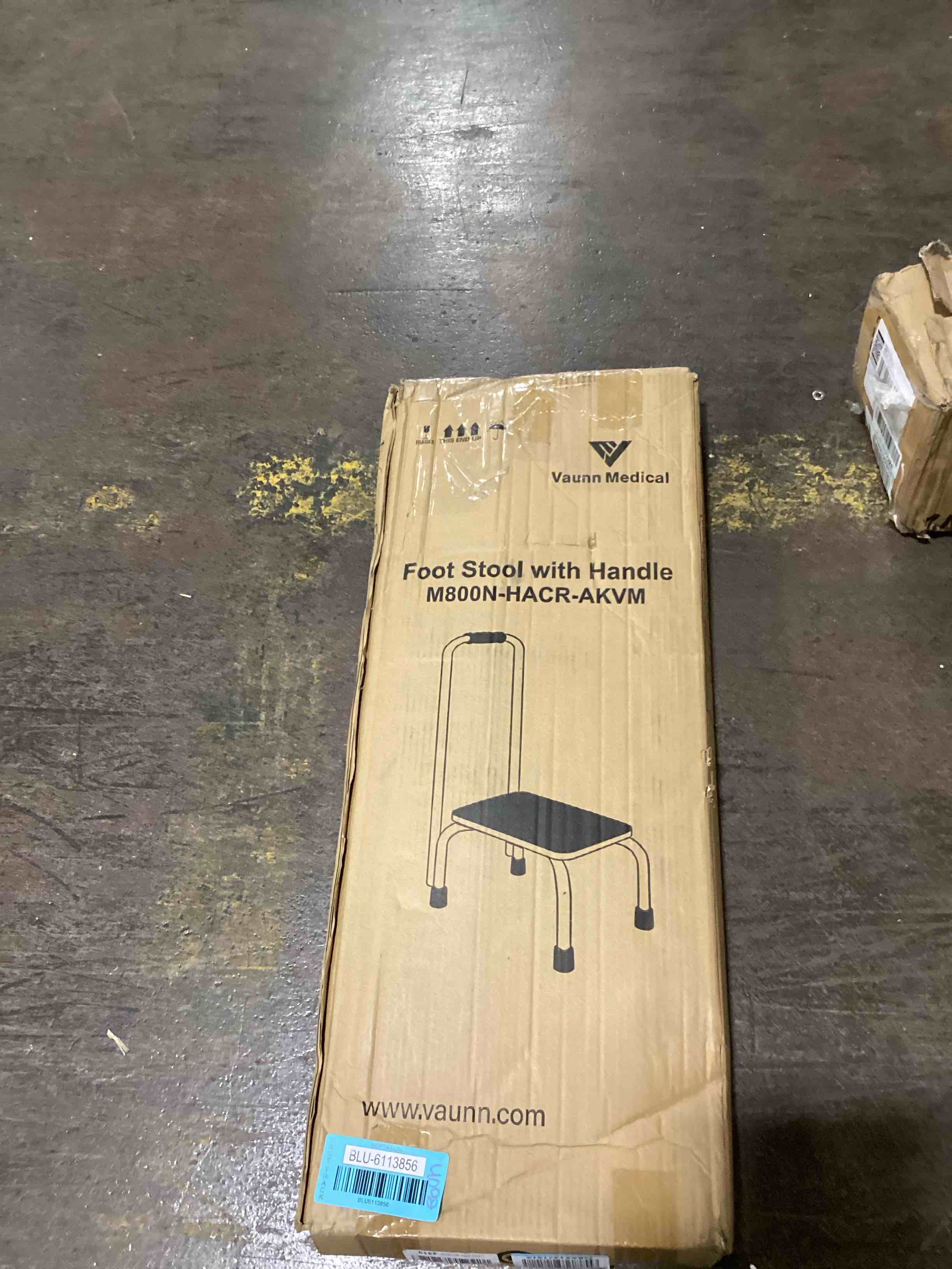 https://s3.amazonaws.com/lotting-images-prod/bidfta/BLU6113856_1717010282935.jpeg