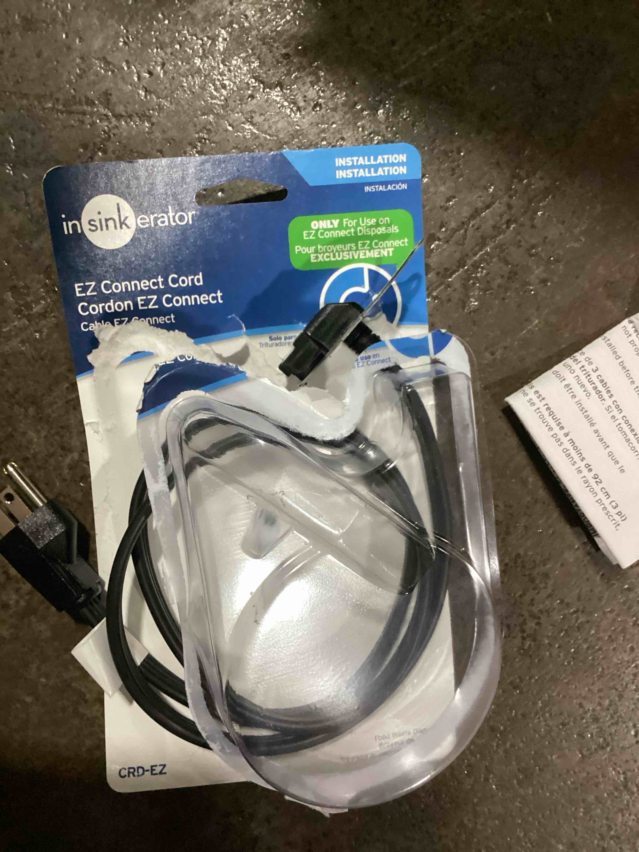 https://s3.amazonaws.com/lotting-images-prod/bidfta/BLU6114128_1717420528660.jpeg