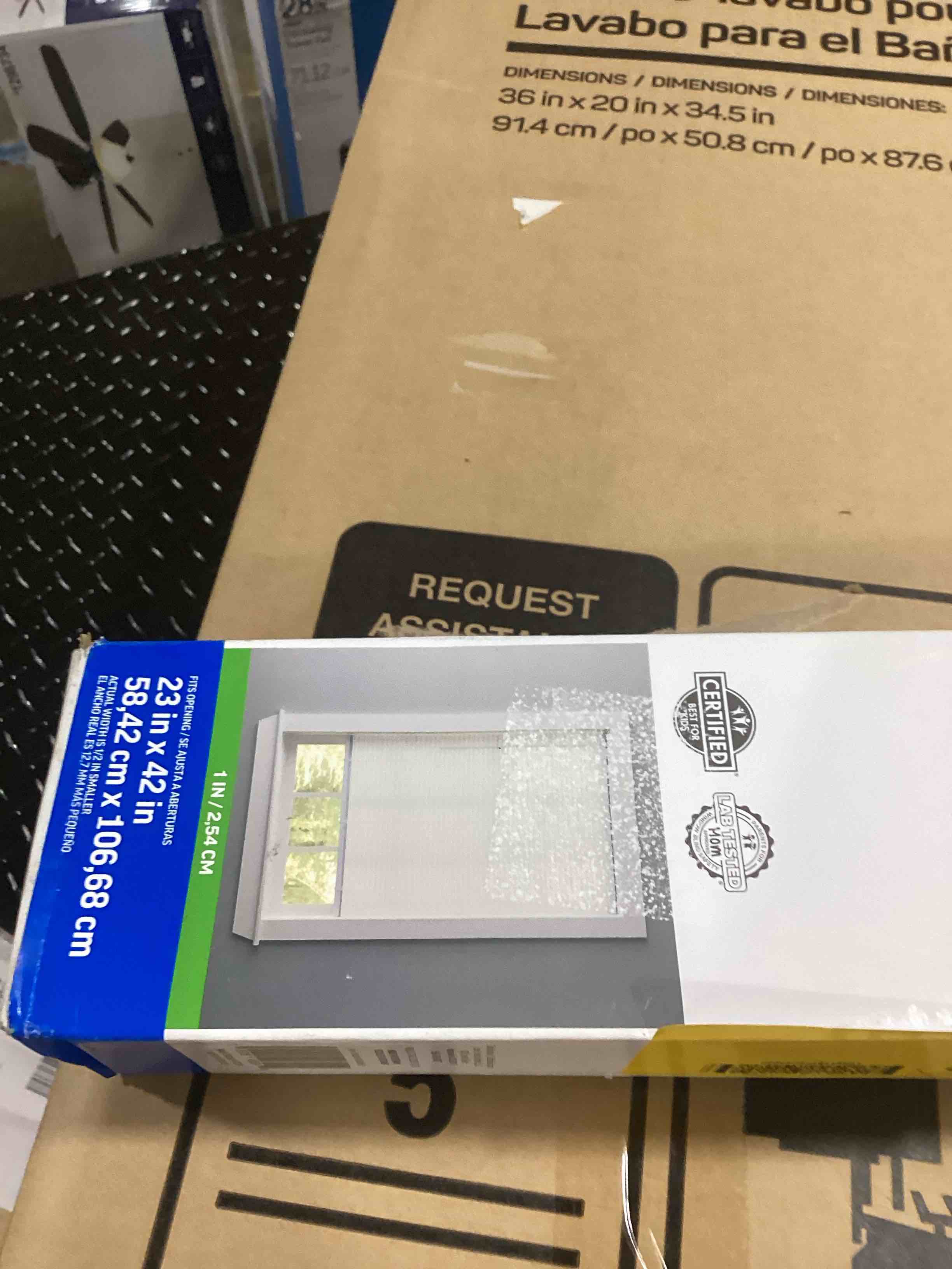 https://s3.amazonaws.com/lotting-images-prod/bidfta/BLU6114140_1717419681540.jpeg