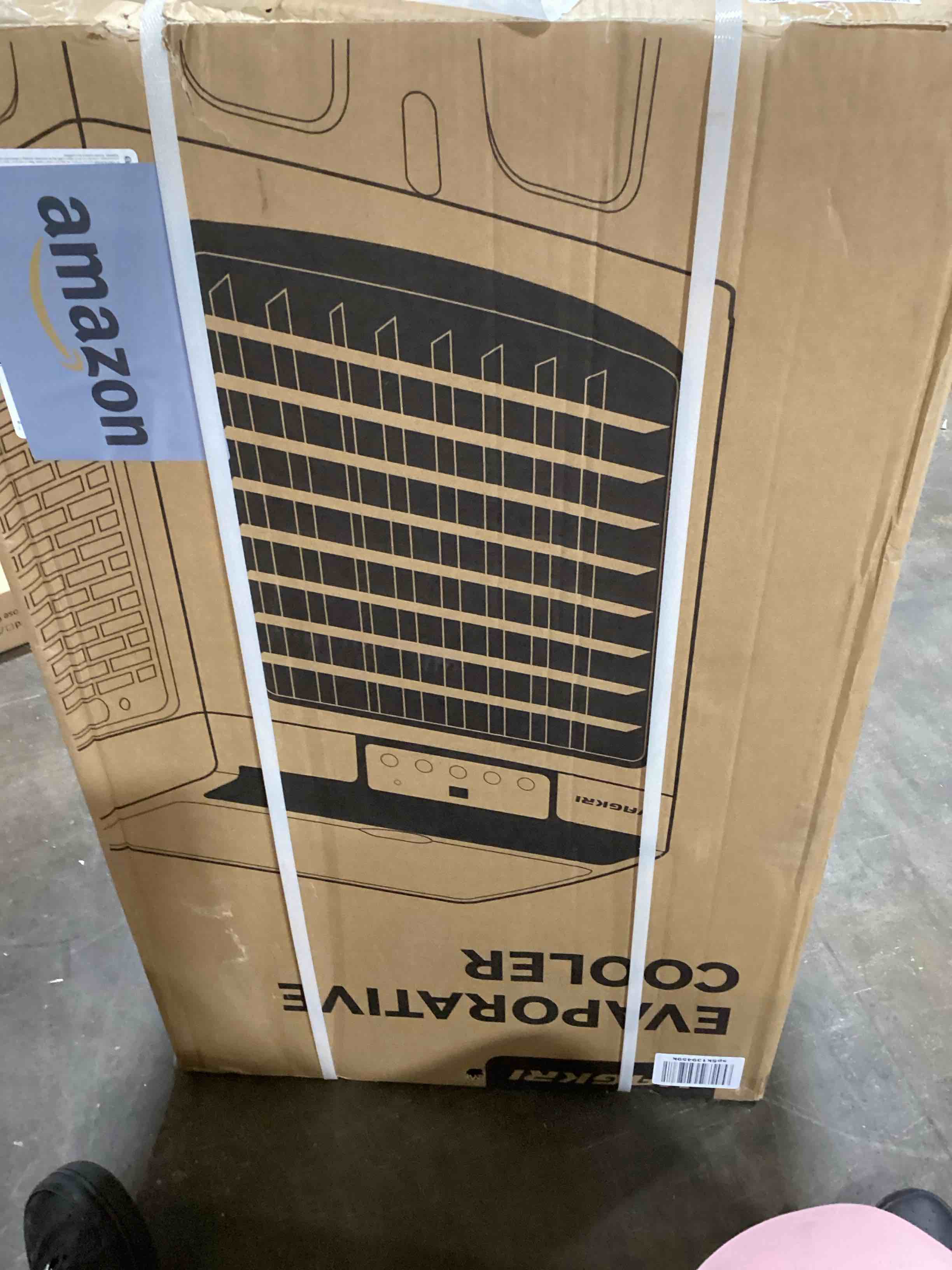 https://s3.amazonaws.com/lotting-images-prod/bidfta/BLU6114928_1715283459203.jpeg