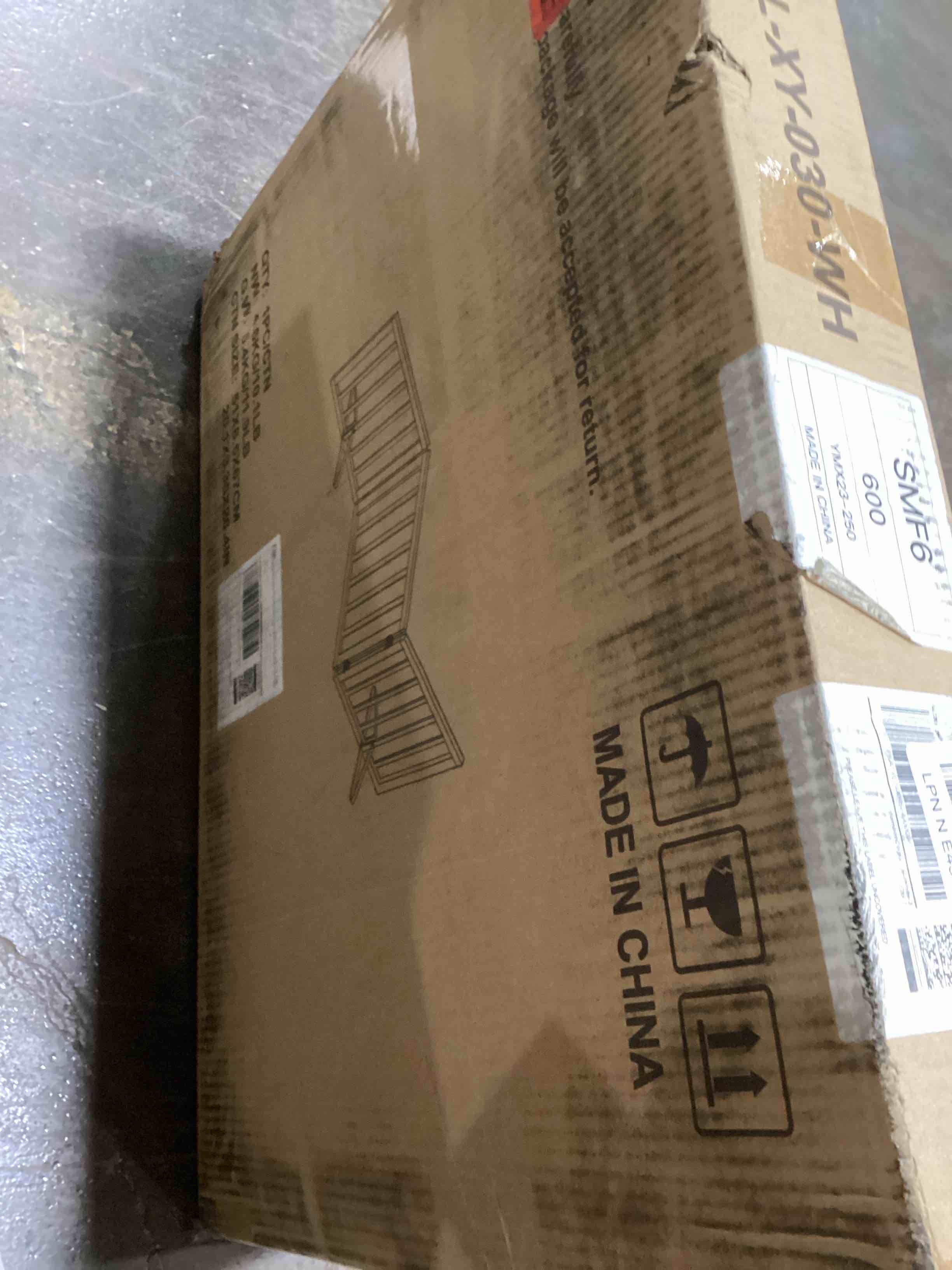 https://s3.amazonaws.com/lotting-images-prod/bidfta/BLU6115037_1721918069331.jpeg