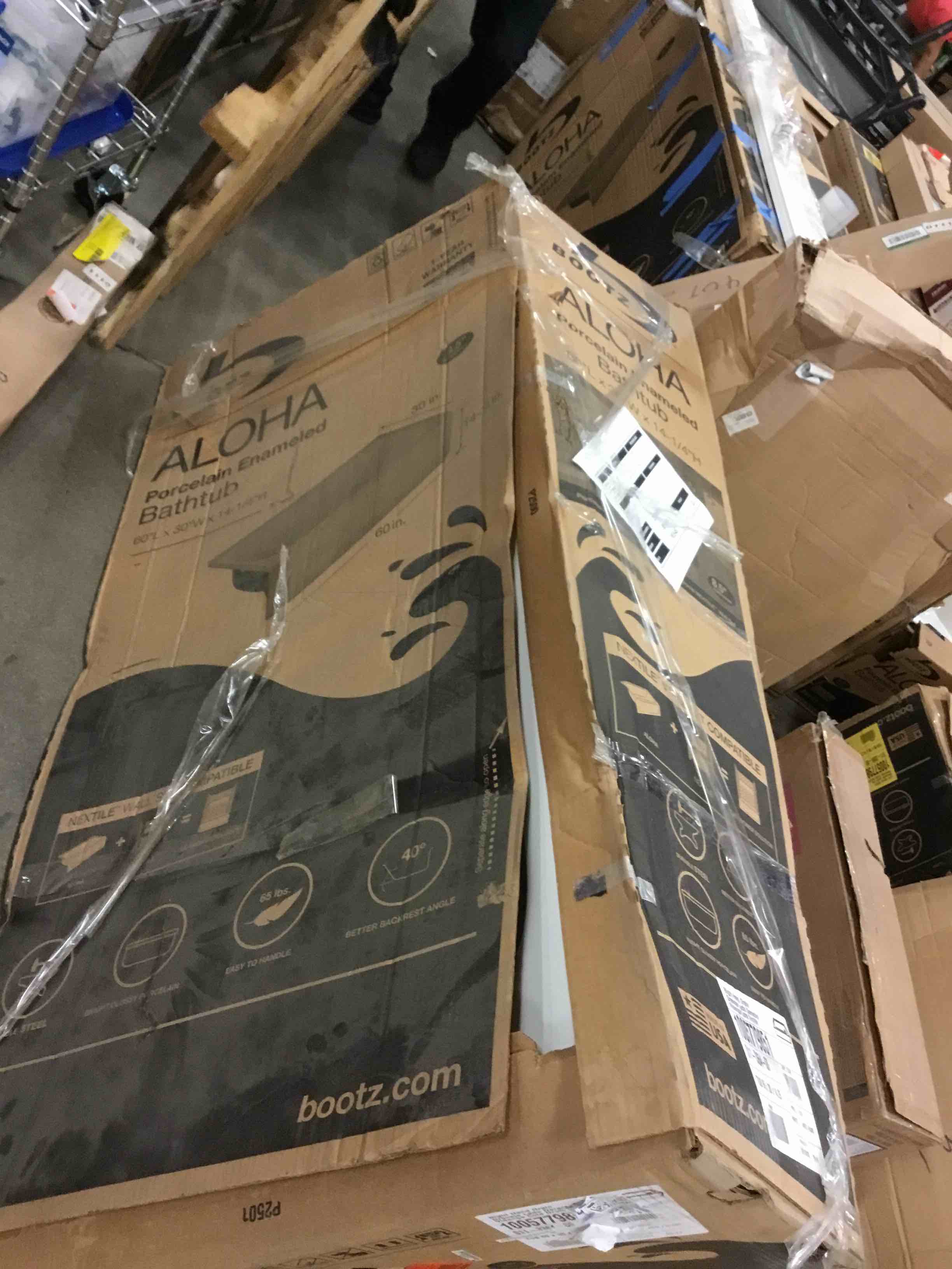https://s3.amazonaws.com/lotting-images-prod/bidfta/BLU6123793_1711472161691.jpeg